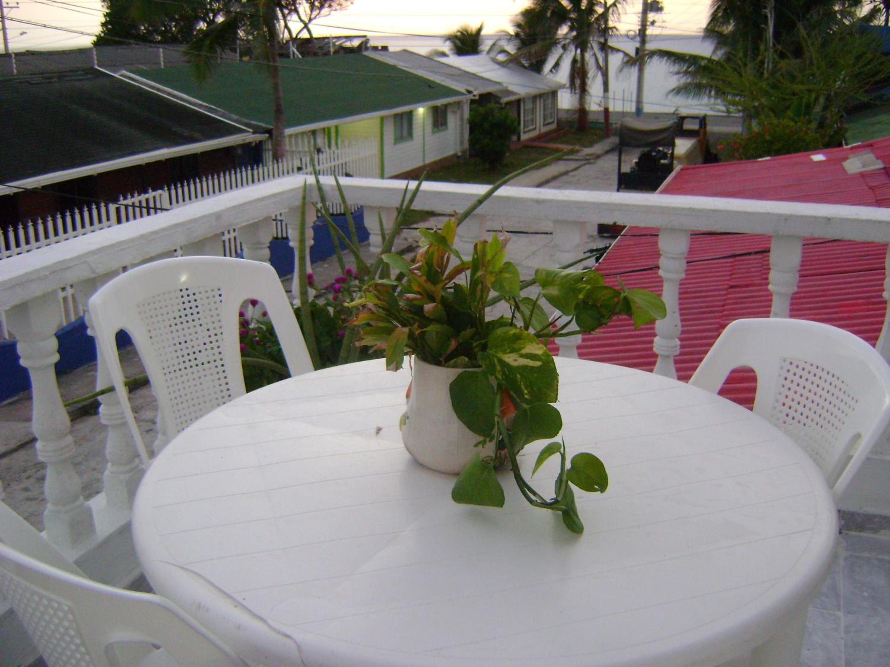Green Sea Inn San Luis view 5