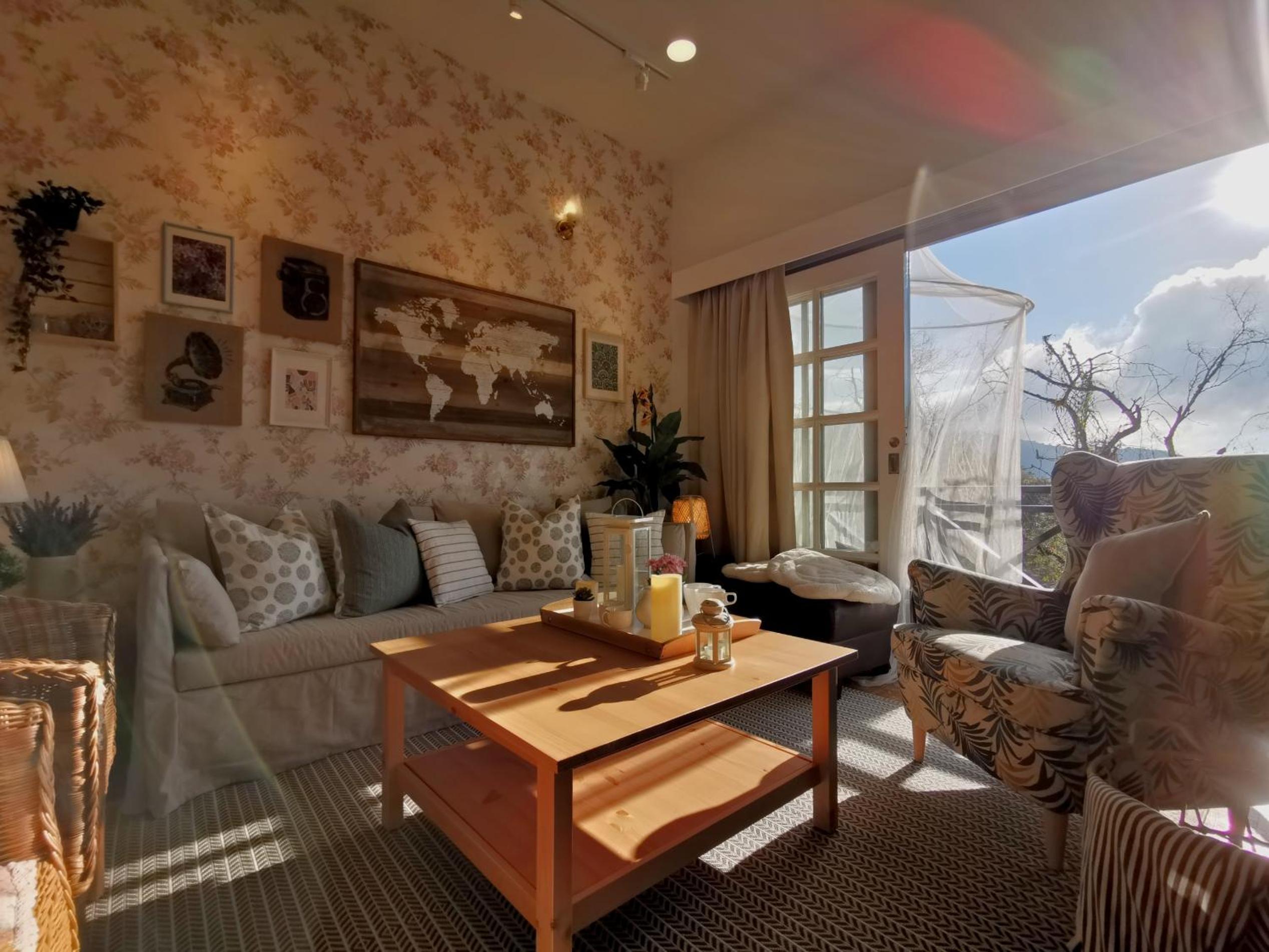 Green Hill Apartment