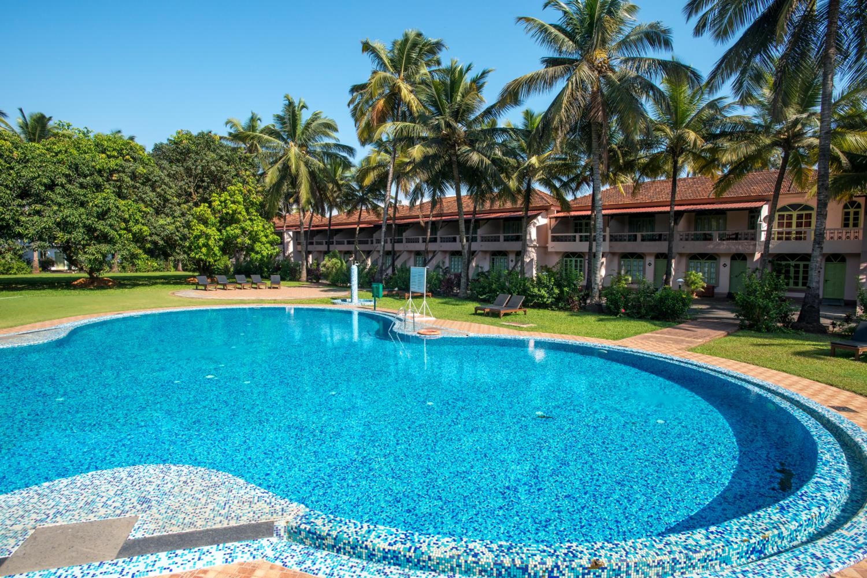 Nanu Beach Resort & Spa