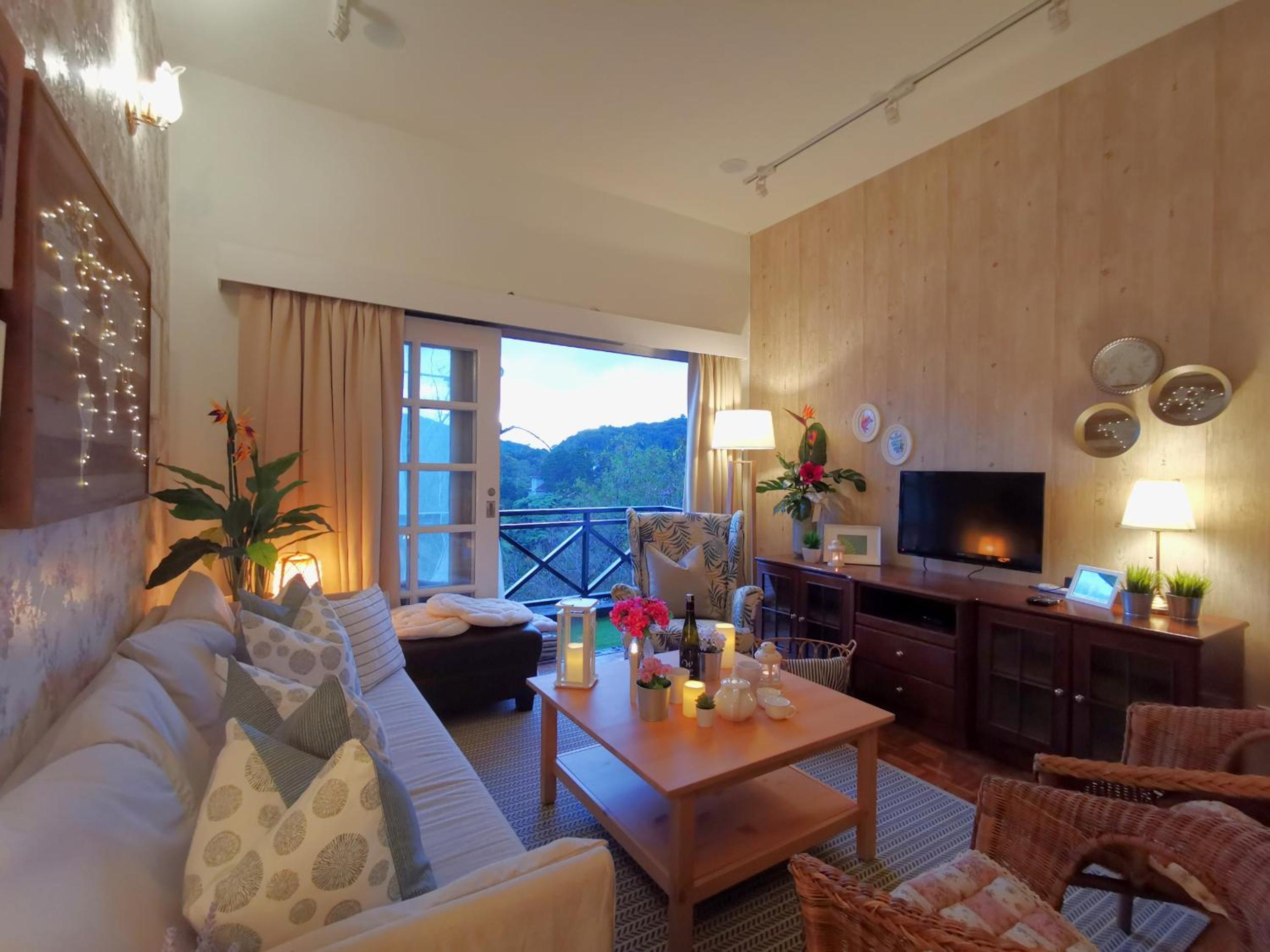 Green Hill Apartment