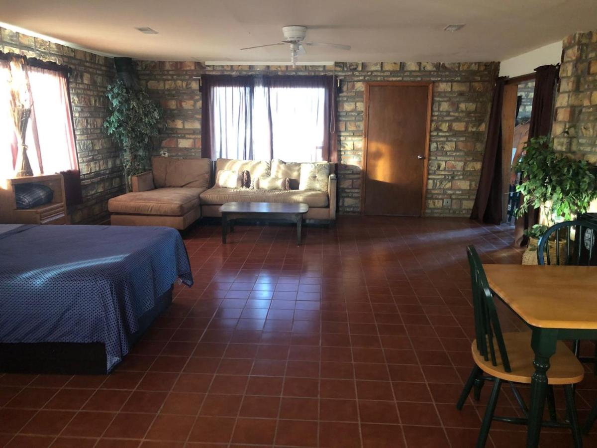 Photo 13