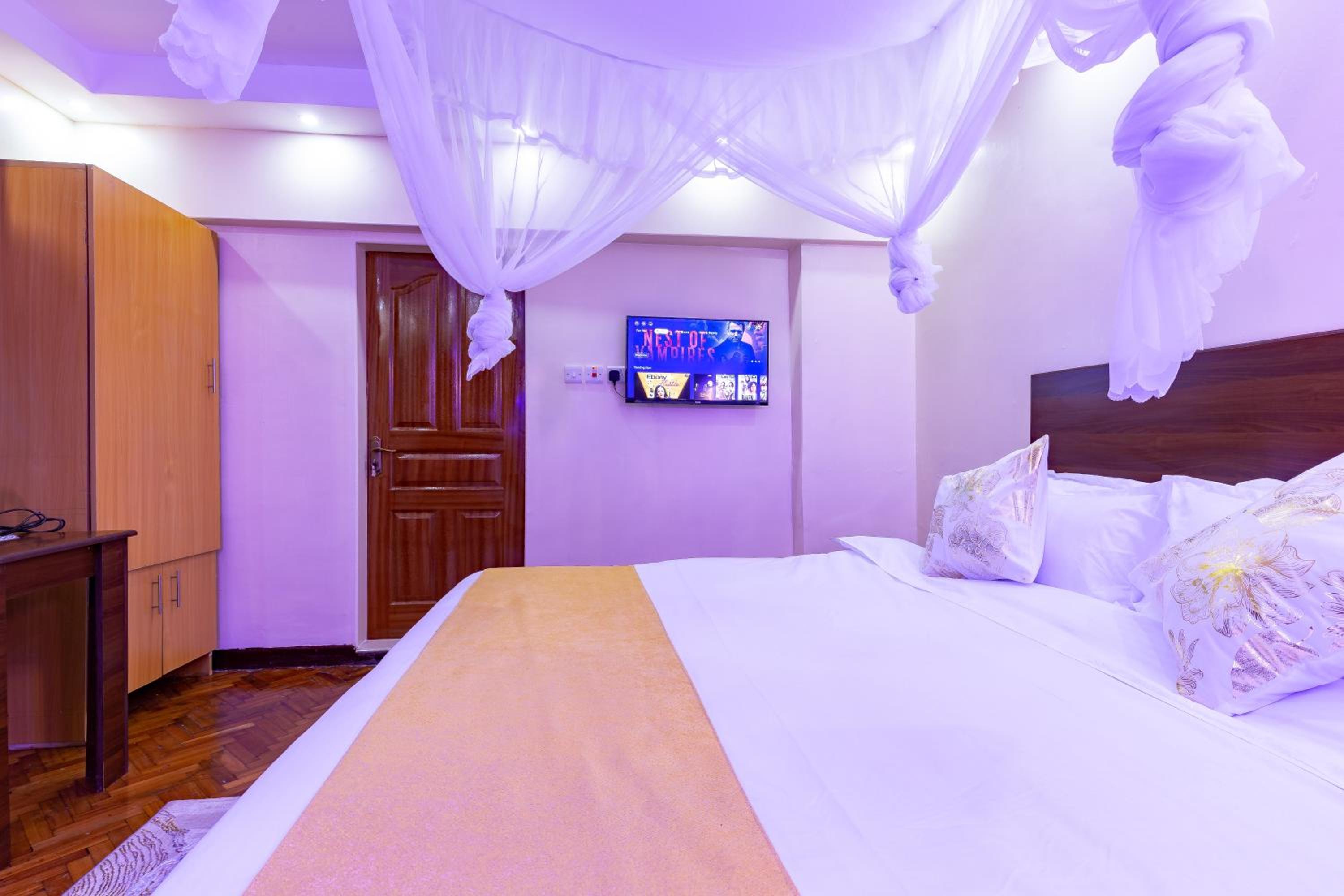 Marrkson Suites