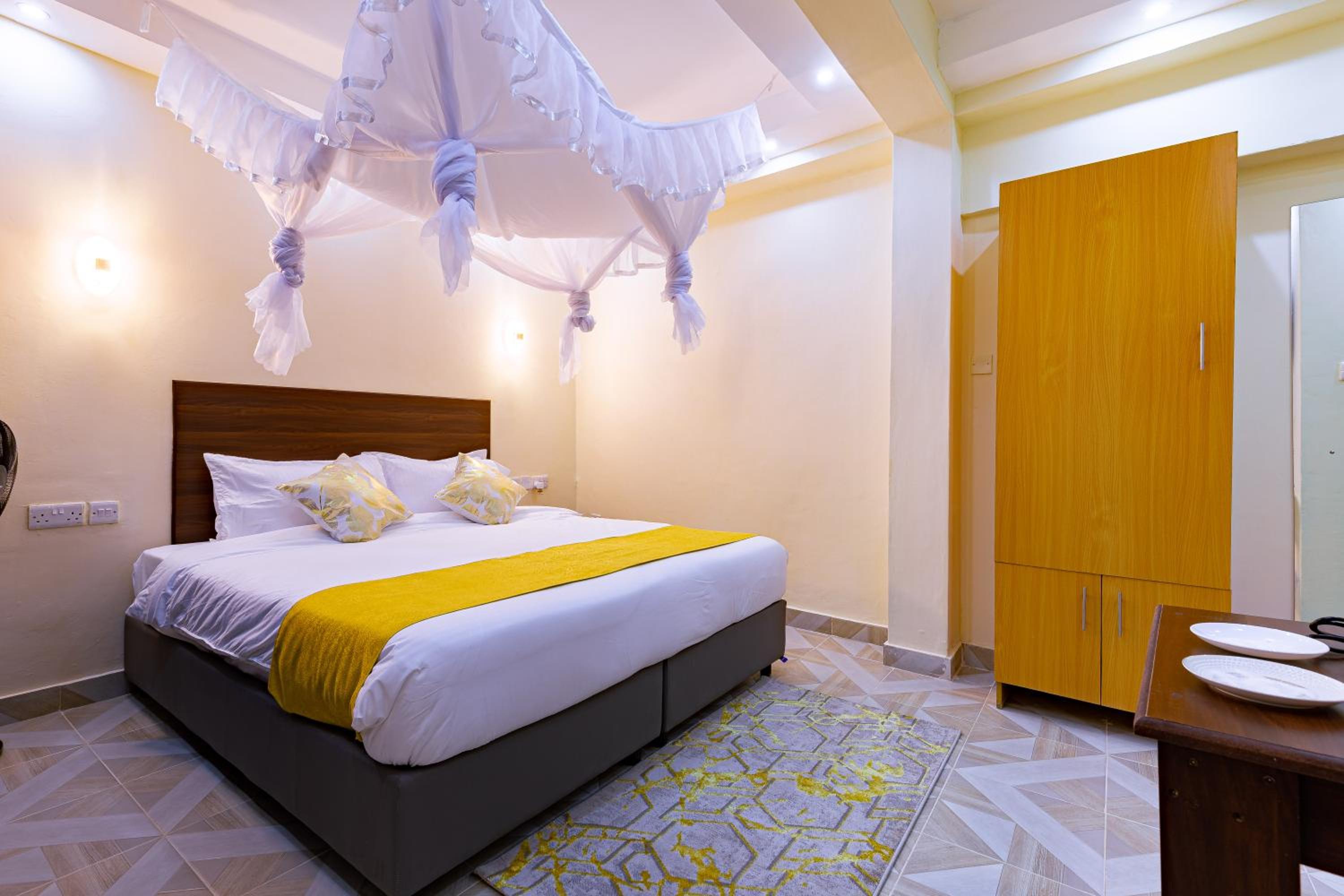 Marrkson Suites