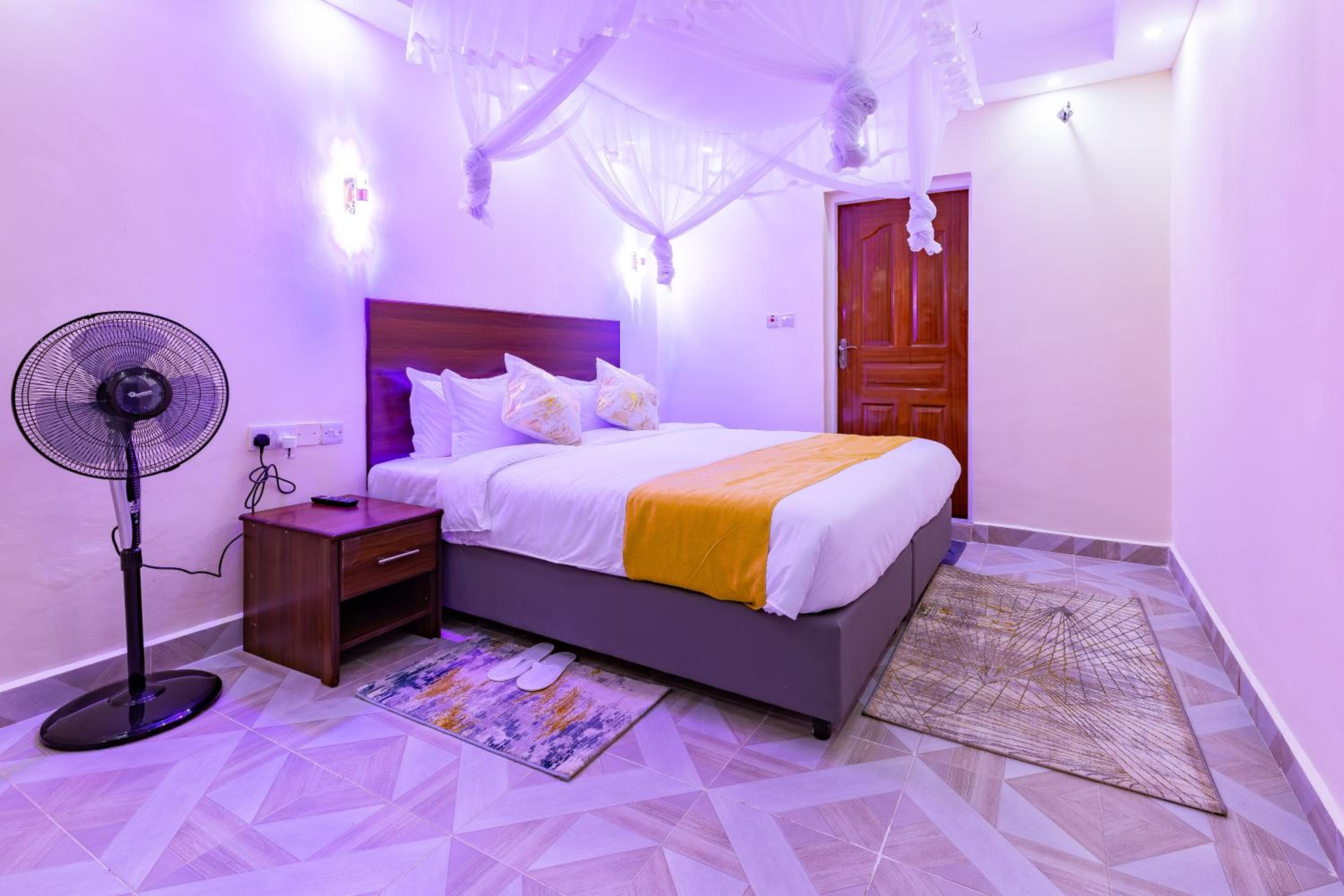 Marrkson Suites