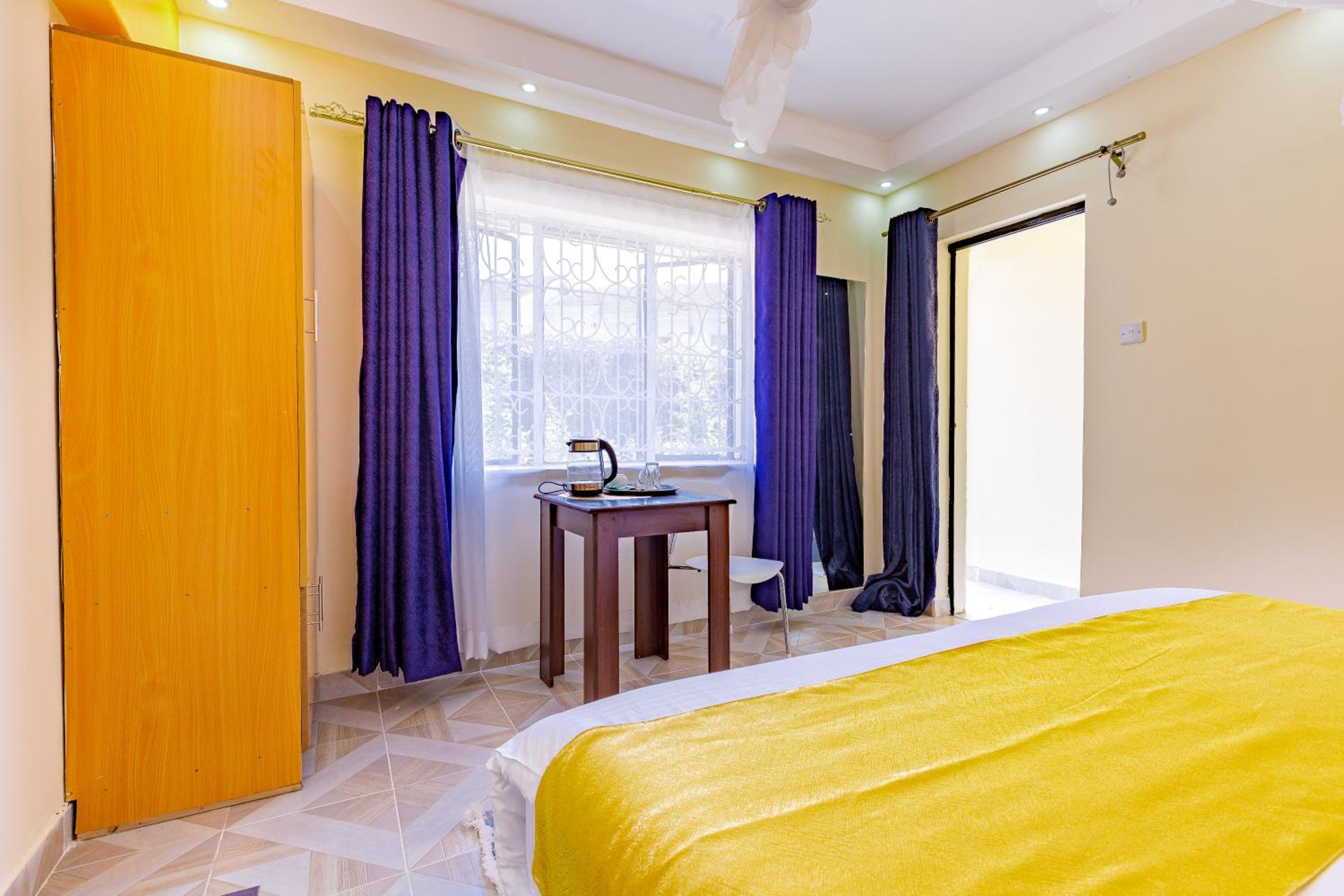Marrkson Suites