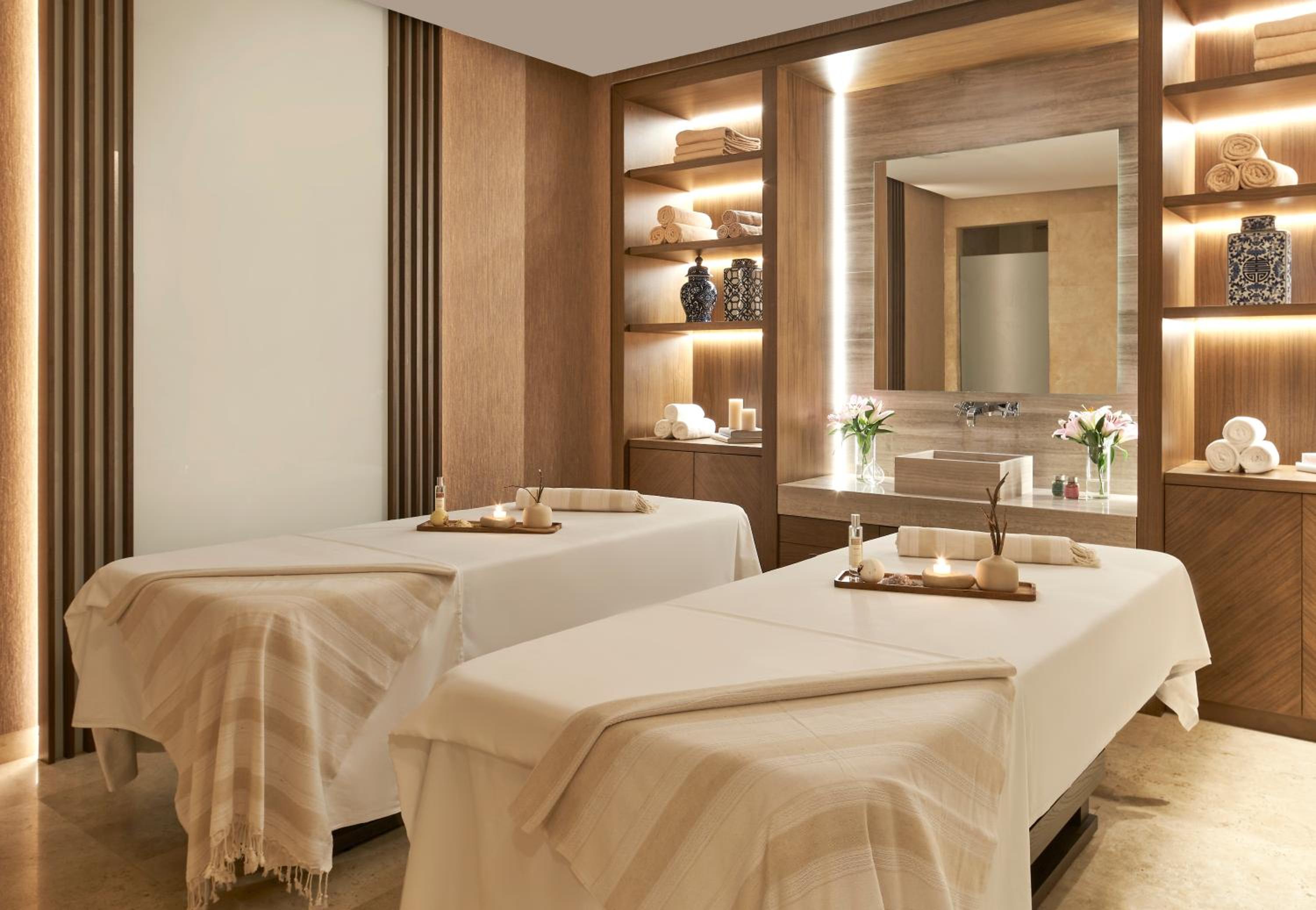 Mövenpick Hotel Istanbul Bosphorus - Image 100