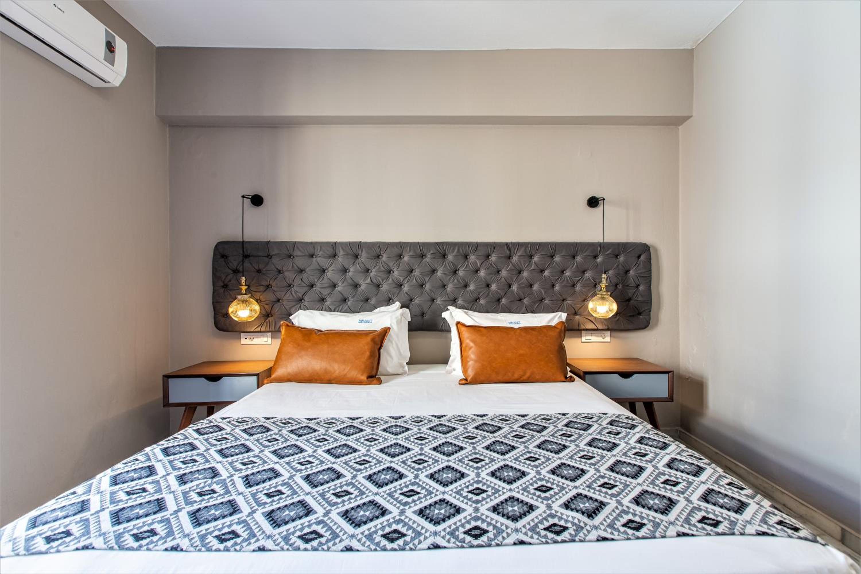 Minaret Suites and Apartments