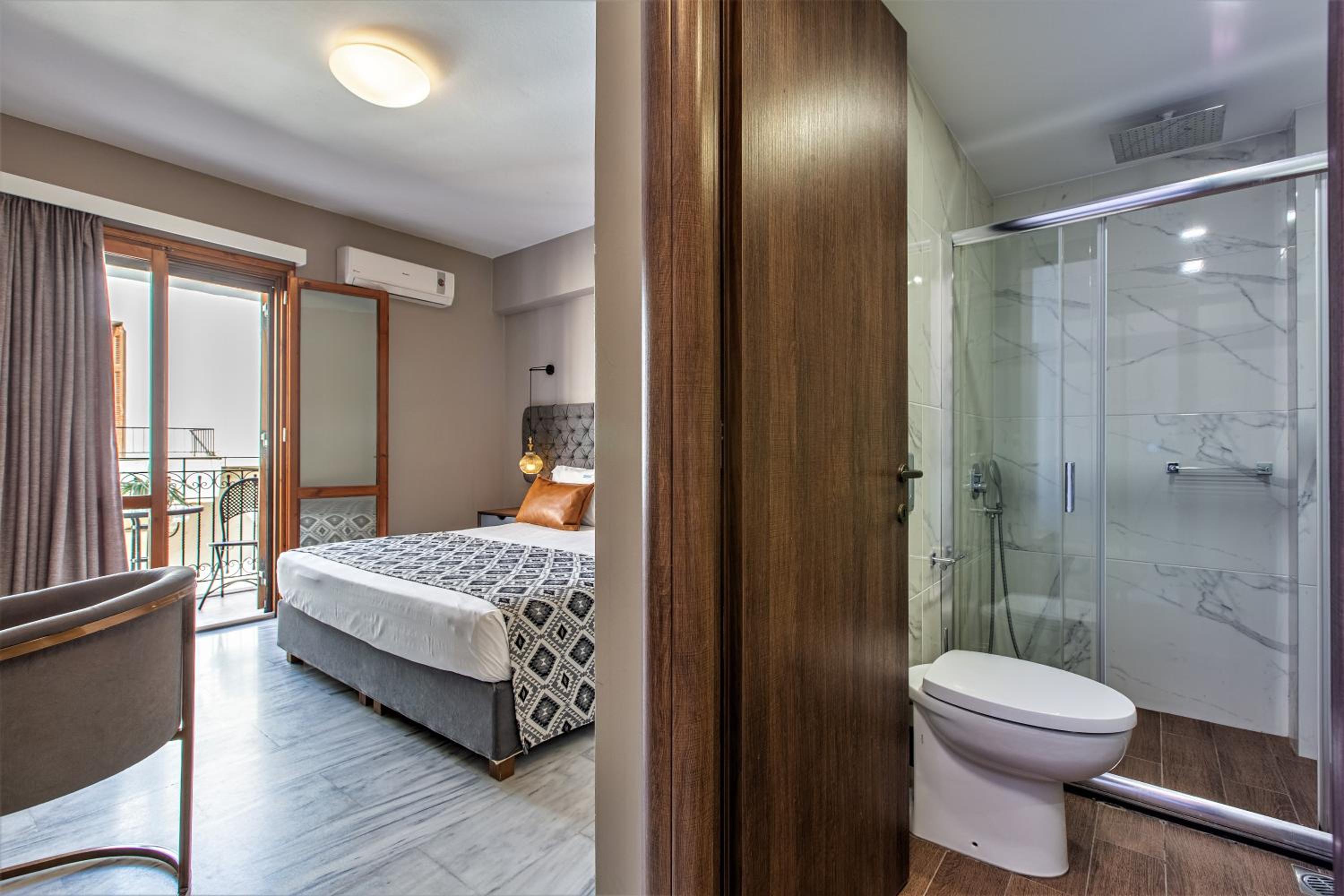 Minaret Suites and Apartments