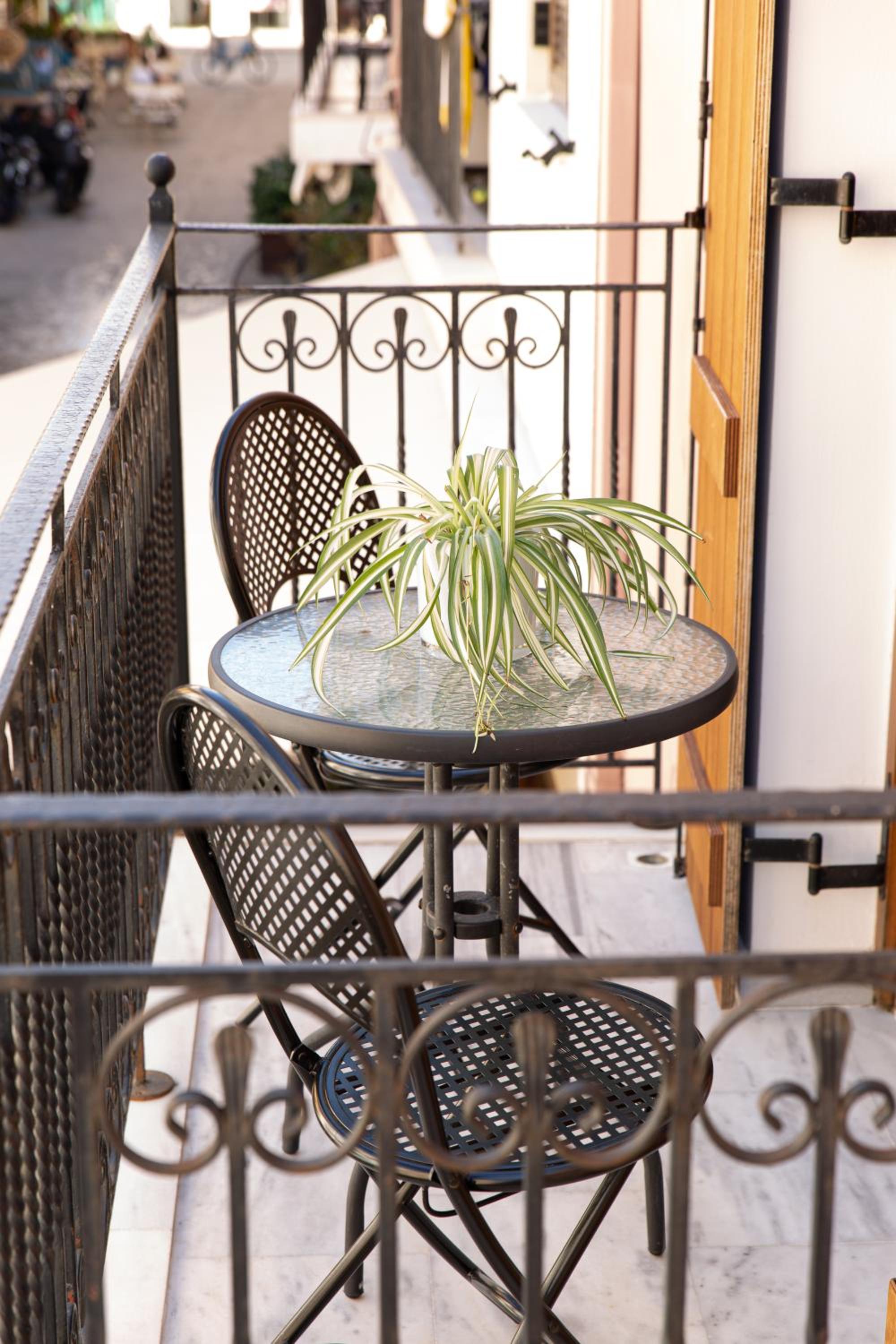 Minaret Suites and Apartments
