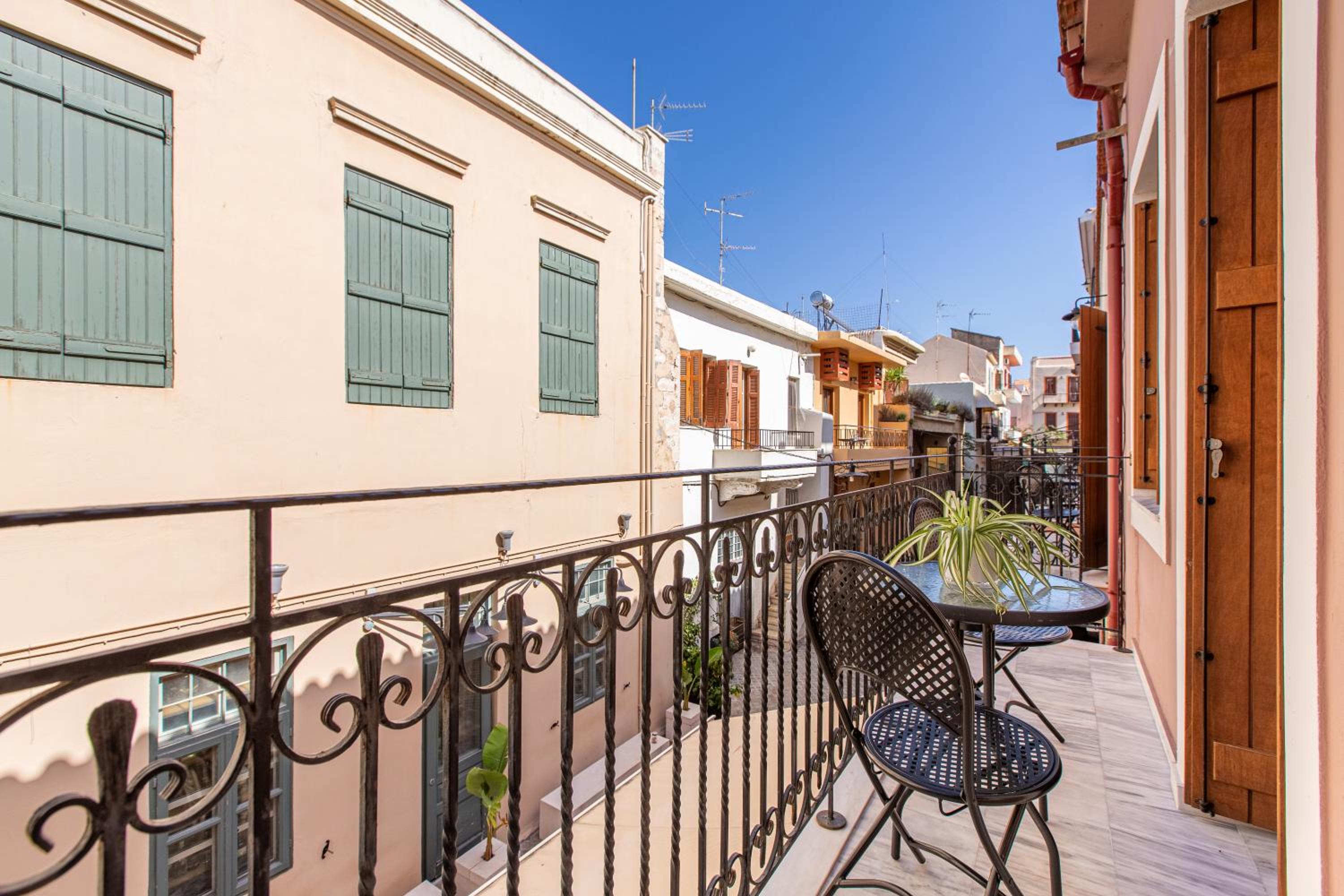 Minaret Suites and Apartments