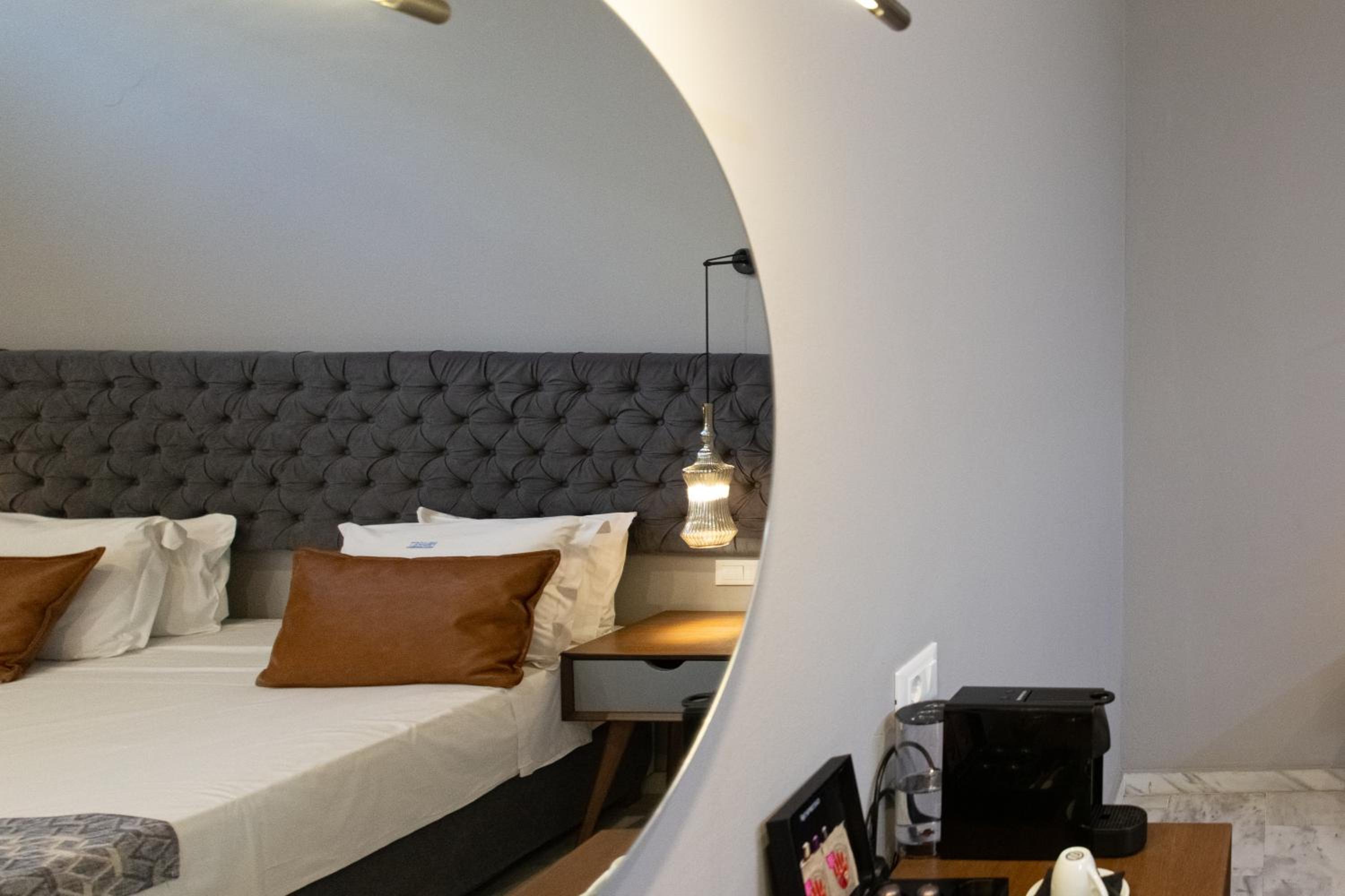 Minaret Suites and Apartments