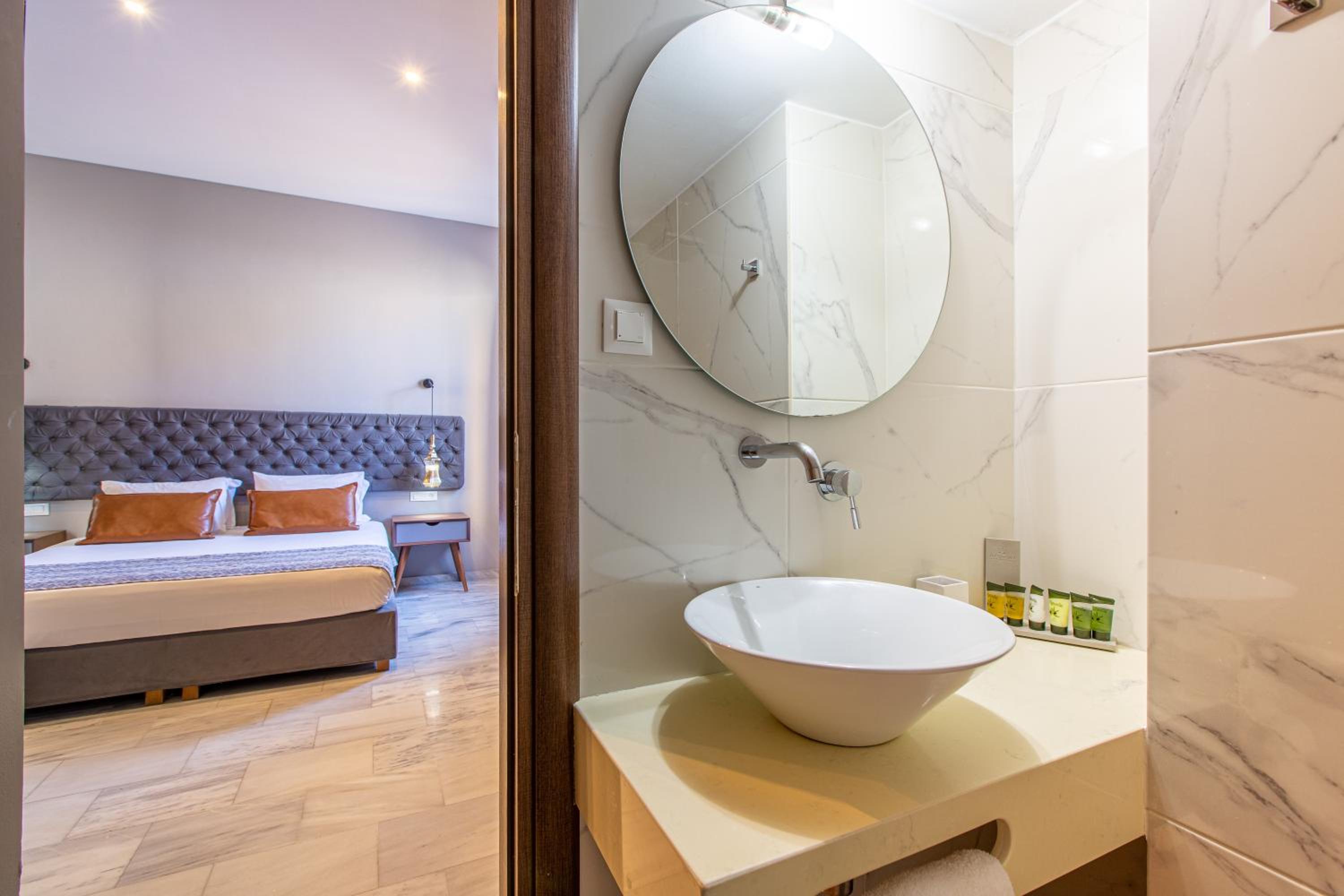 Minaret Suites and Apartments