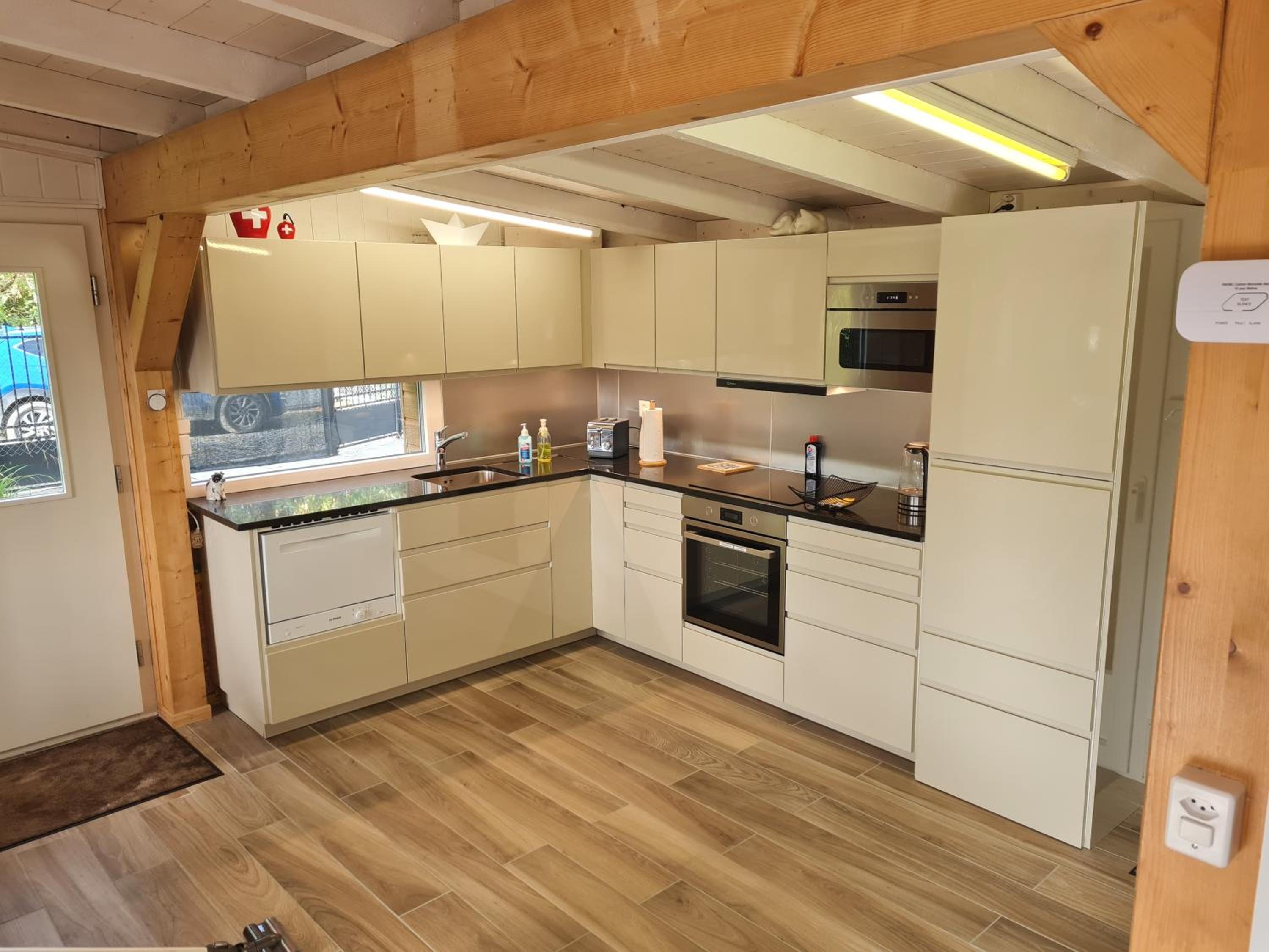 Rhône Cottage 4, villa, jardin, vélos, balançoires, jeux, 200m étang Vieux Rhône