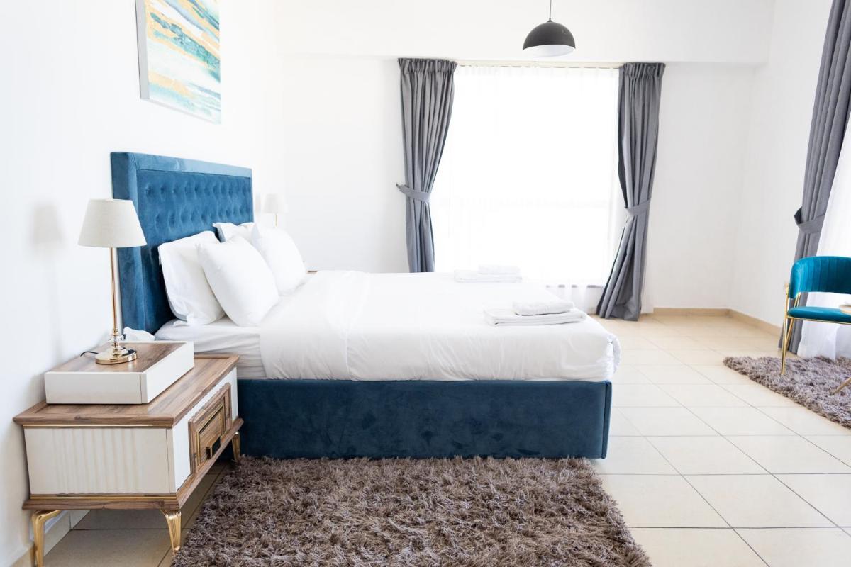 HAPPY SEASON - JBR apartments, Beach Front, Top furnished