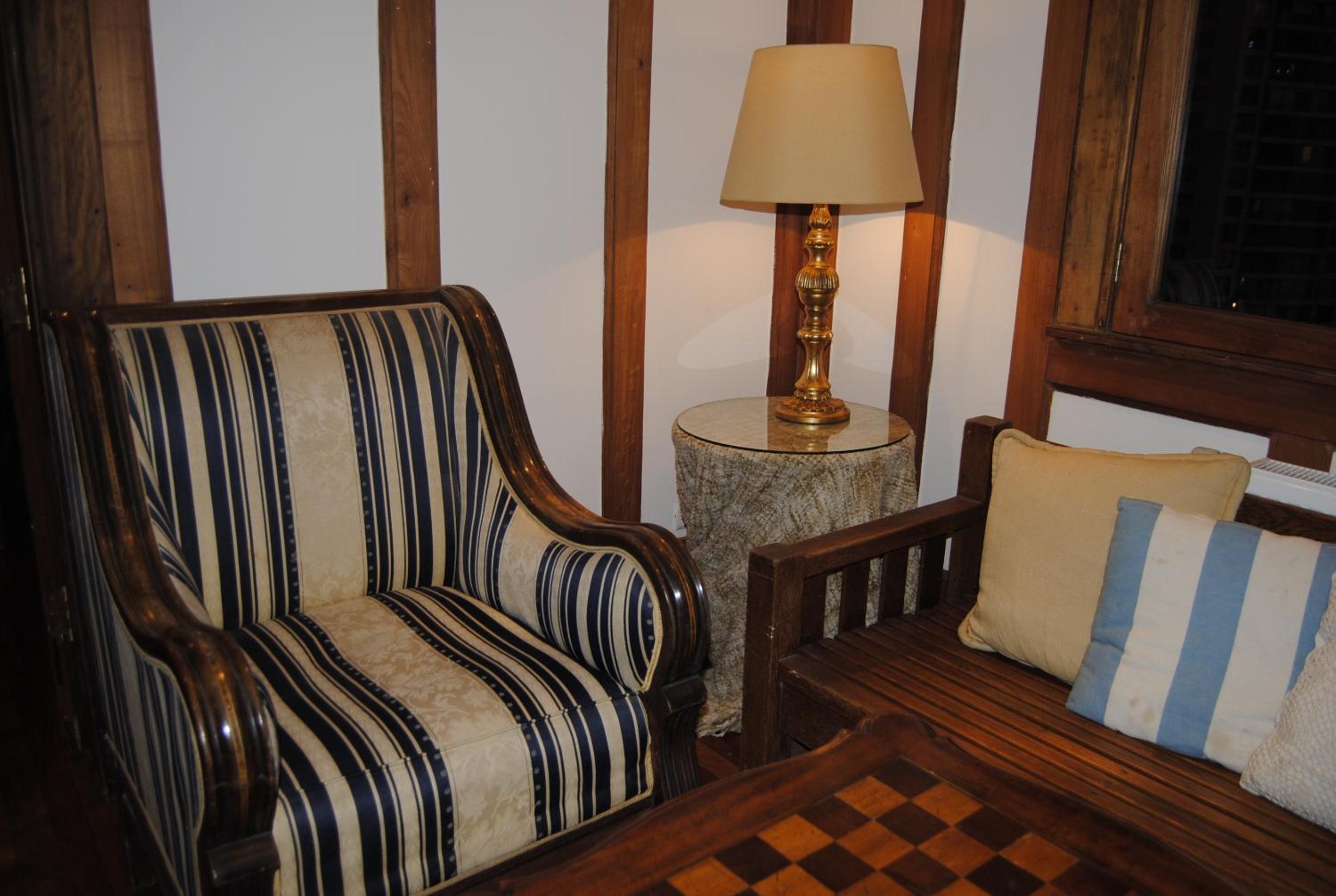 Chocolate Manor House Hotel Boutique