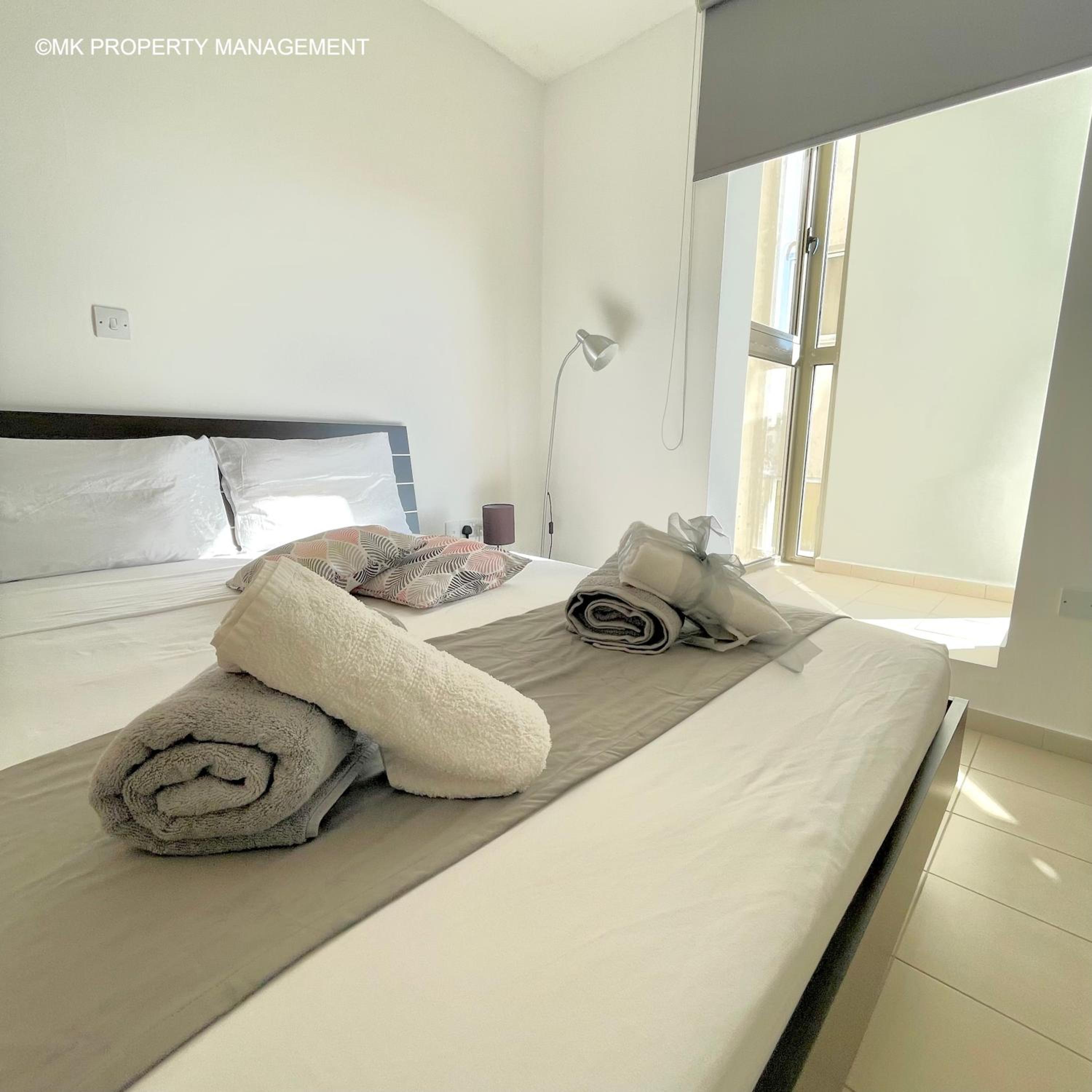 City Flats Apt.C307 view 4