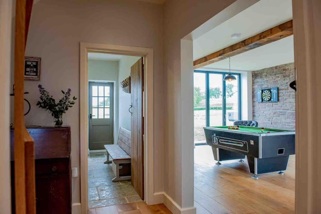 Coed farm-hot tub-sleeps 12-near Brecon view 2