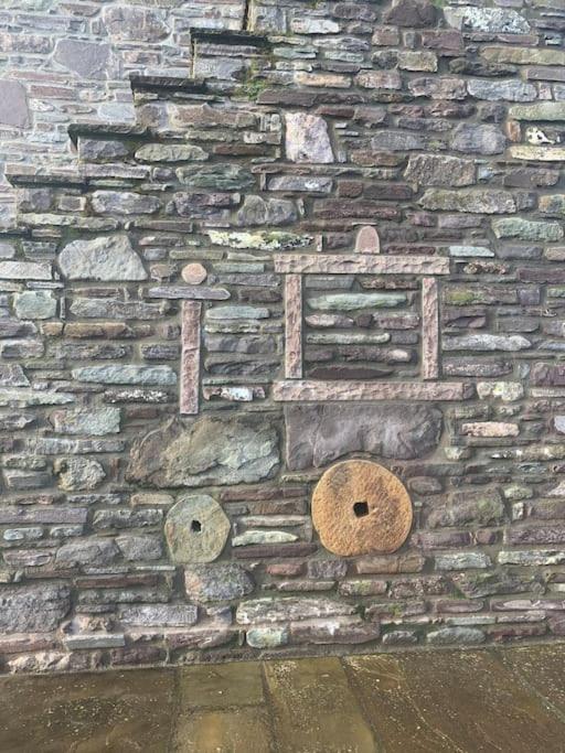 Coed farm-hot tub-sleeps 12-near Brecon view 5