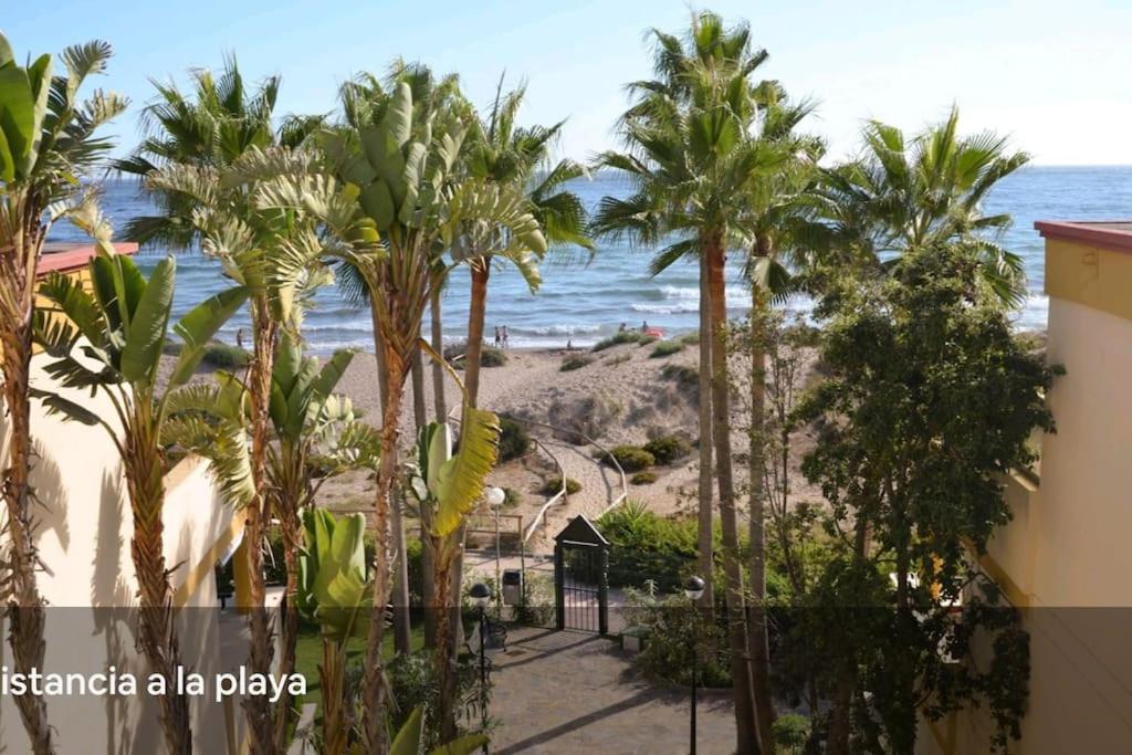 Lovely apartment on the beach in Marbella