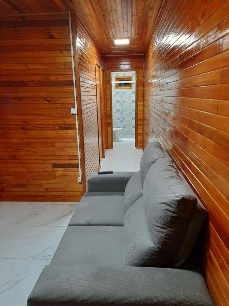 Águia Dourada Hospedagem Casa 01