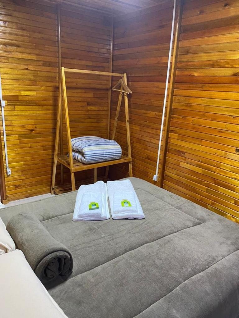Águia Dourada Hospedagem Casa 01