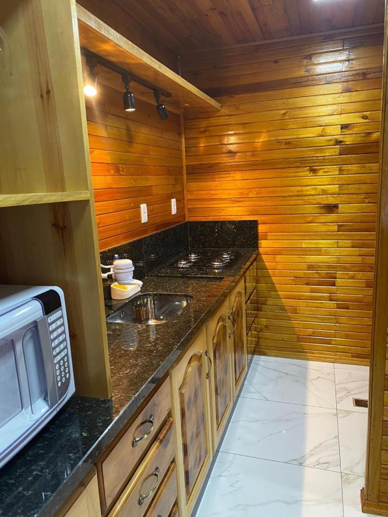 Águia Dourada Hospedagem Casa 01