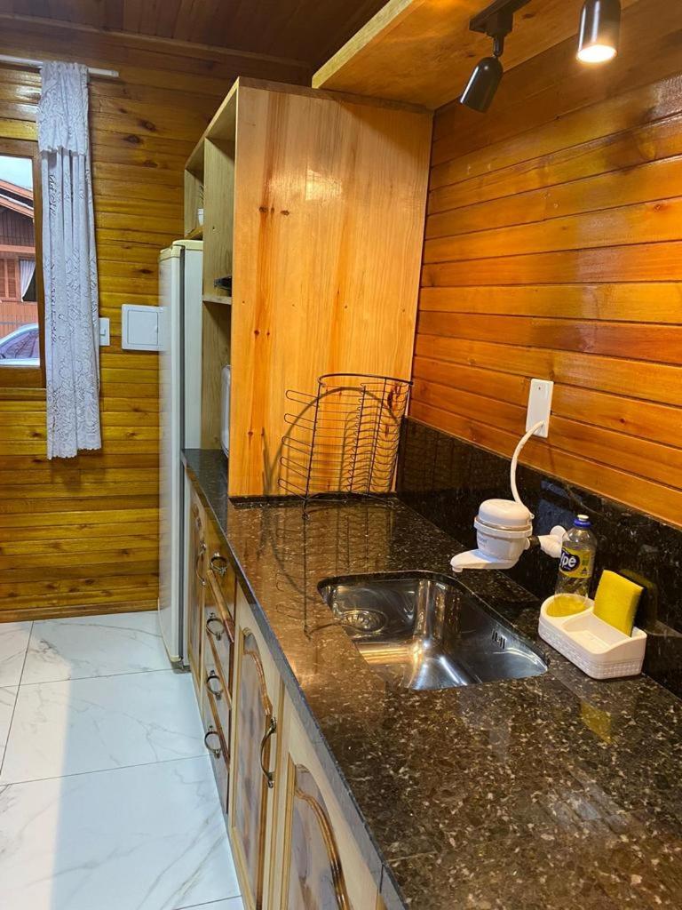 Águia Dourada Hospedagem Casa 01
