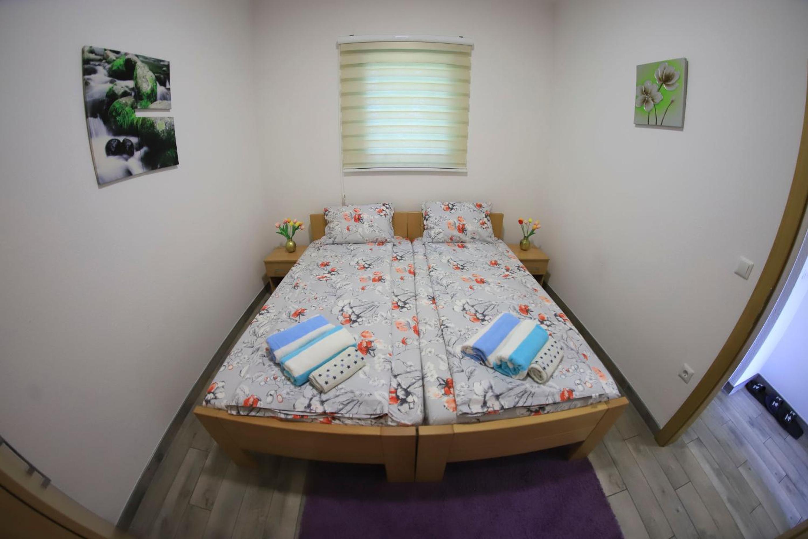 Holiday Homes Pozitiva
