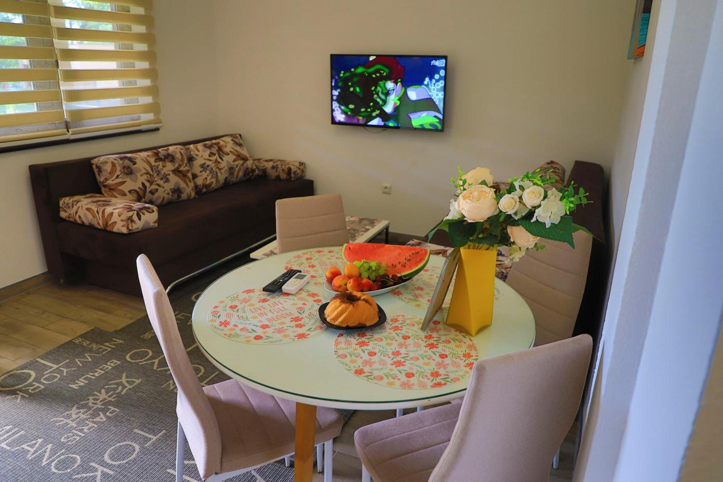 Holiday Homes Pozitiva