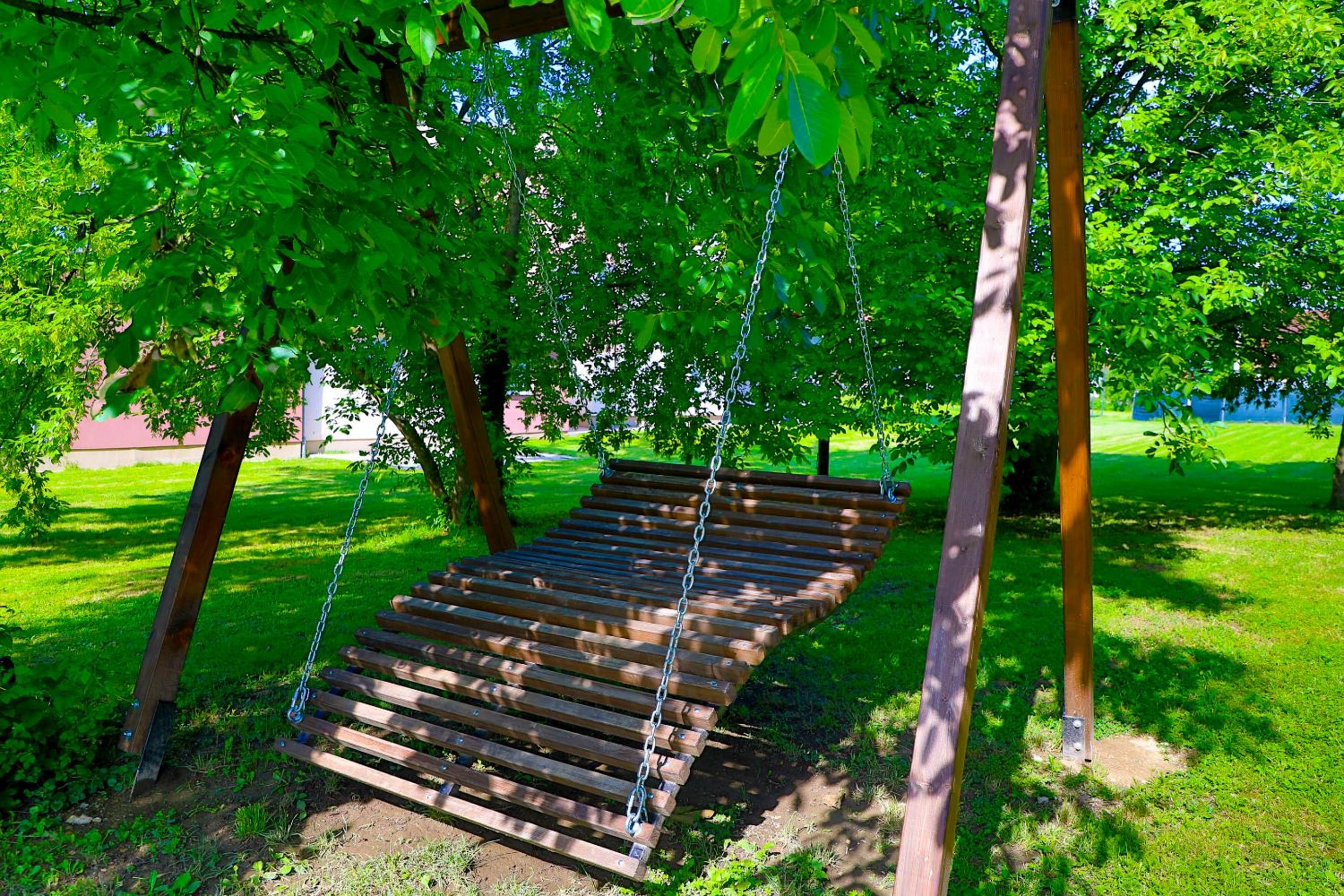 Holiday Homes Pozitiva