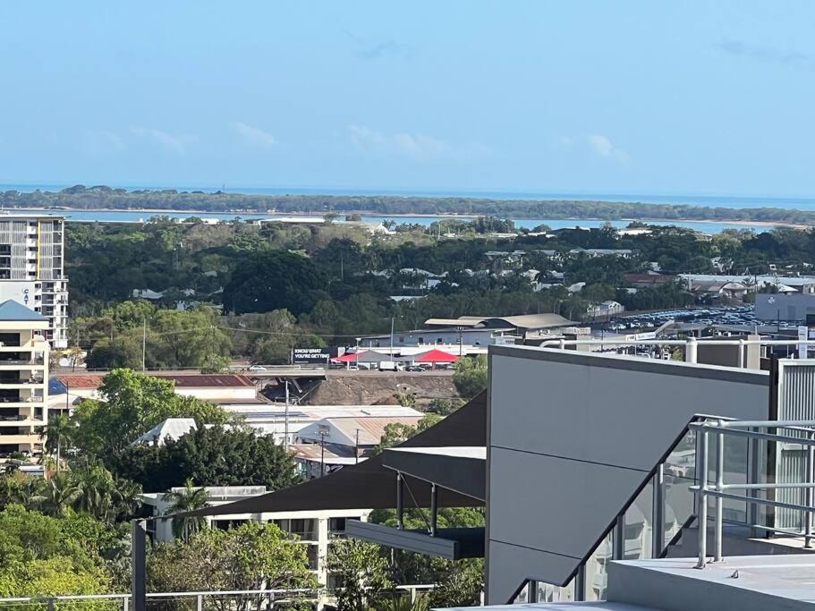 Pandanas Apt 4 (13th floor with great views)