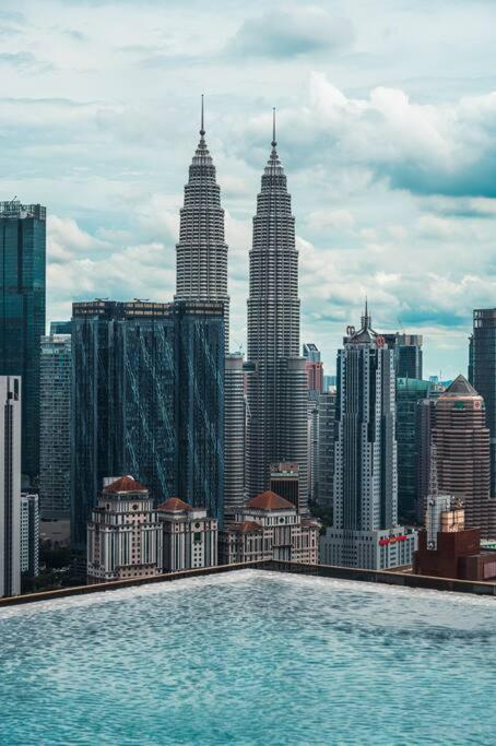 ExpressionZ Suites KLCC by EC