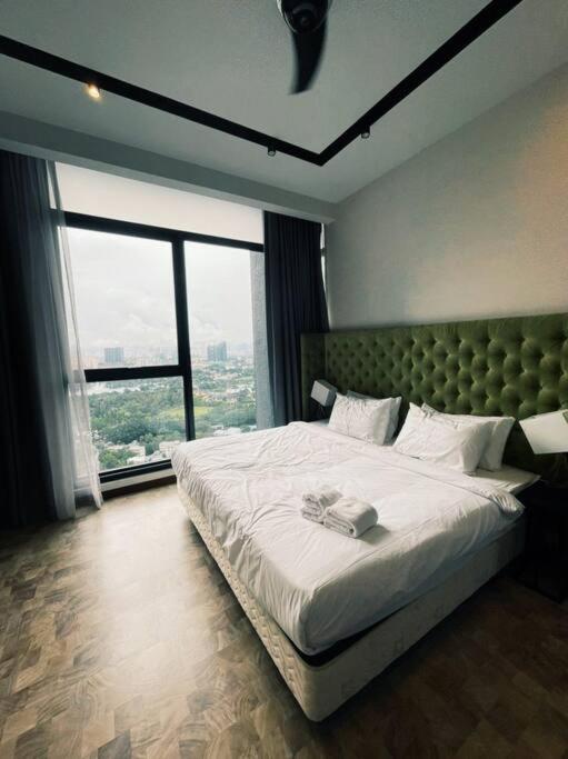 ExpressionZ Suites KLCC by EC
