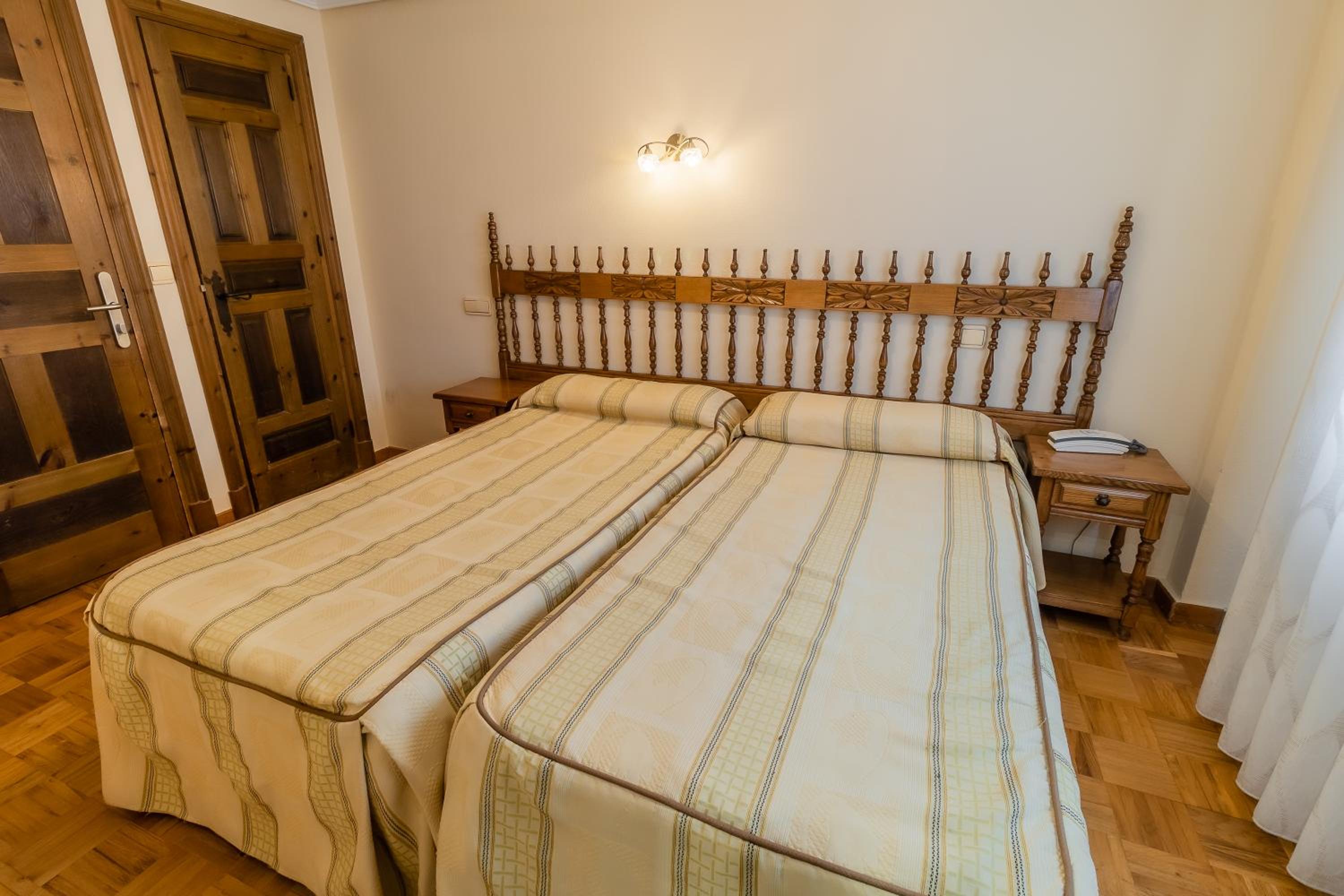 Hostal Santo Domingo de Silos
