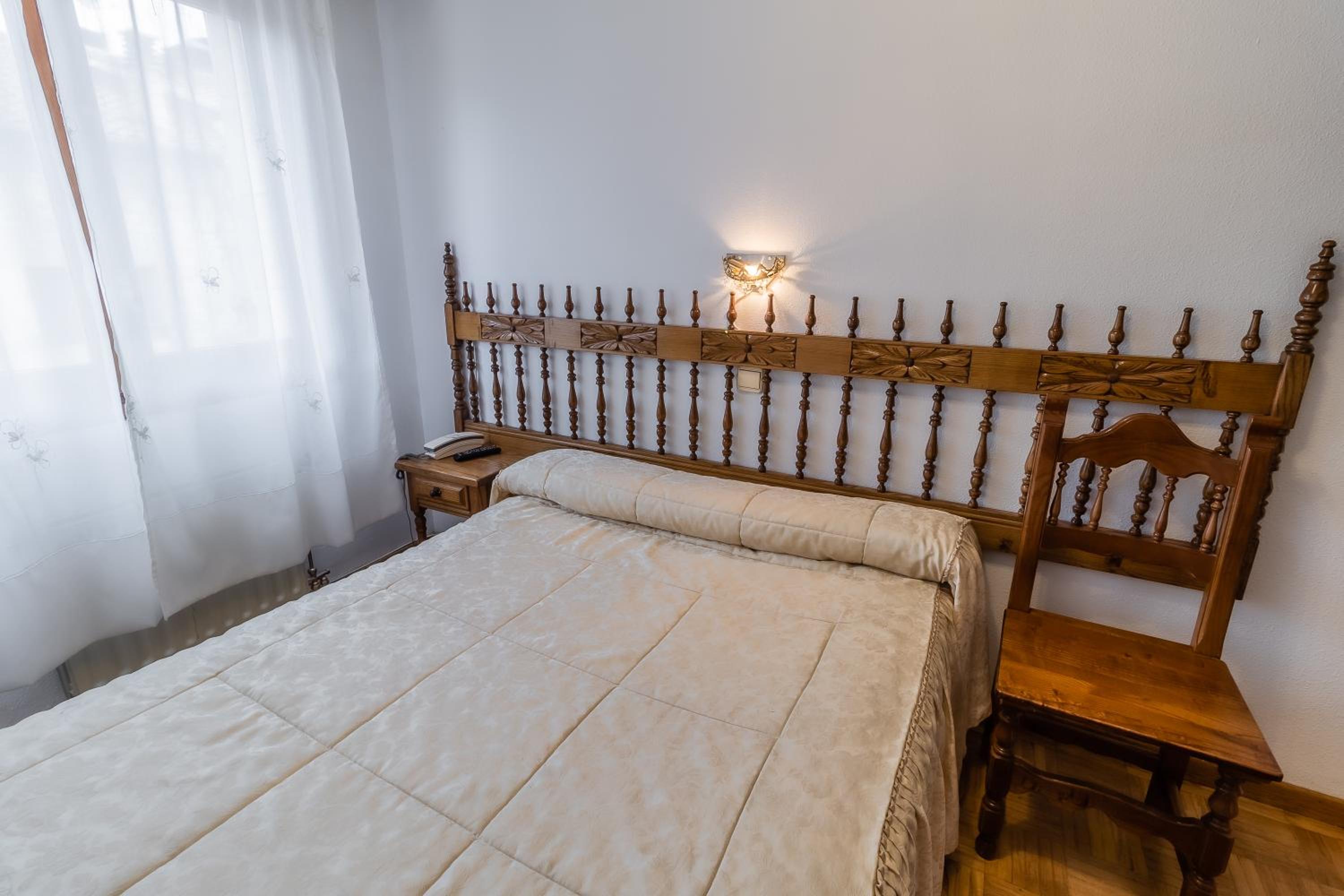 Hostal Santo Domingo de Silos