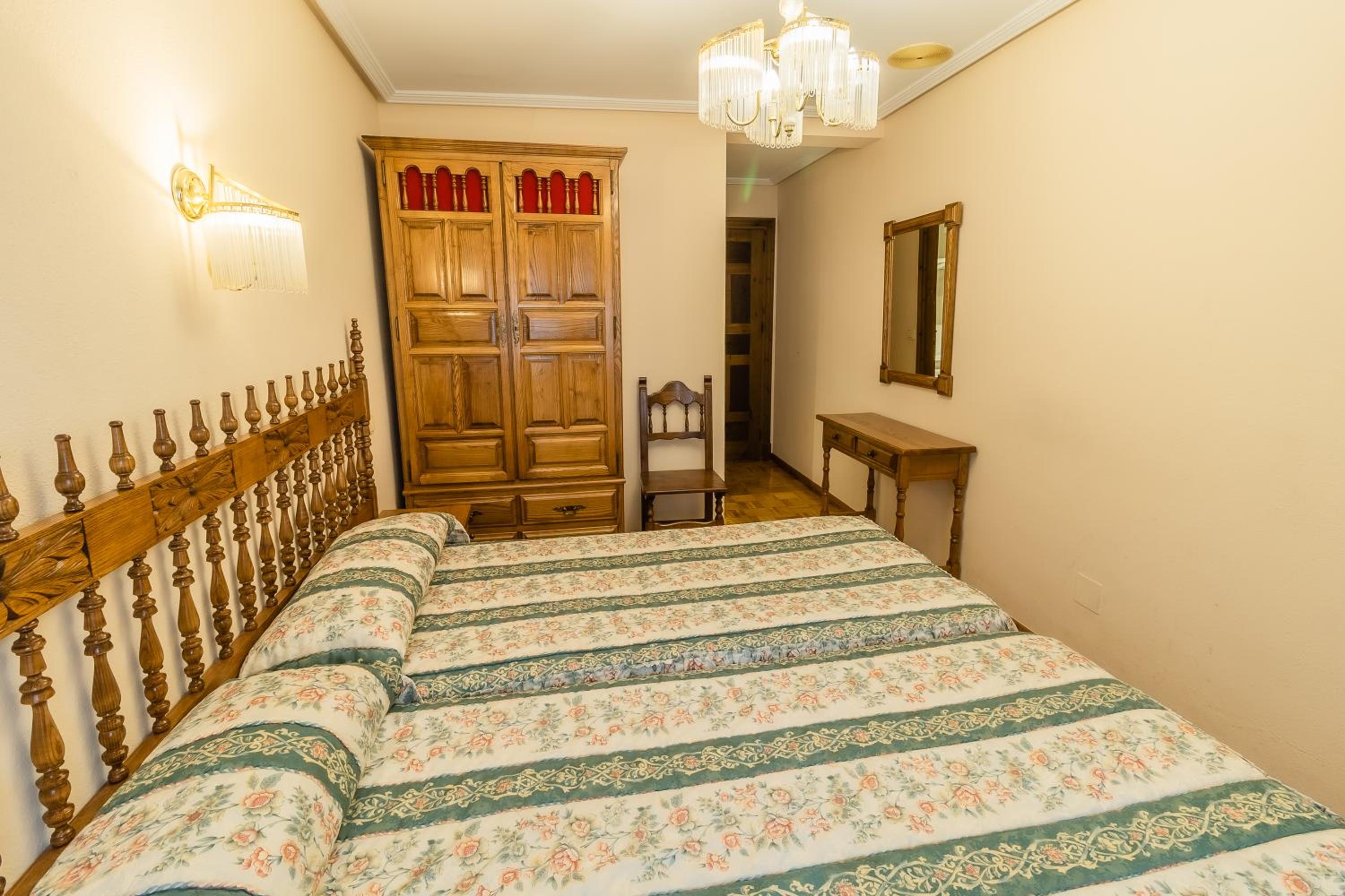 Hostal Santo Domingo de Silos