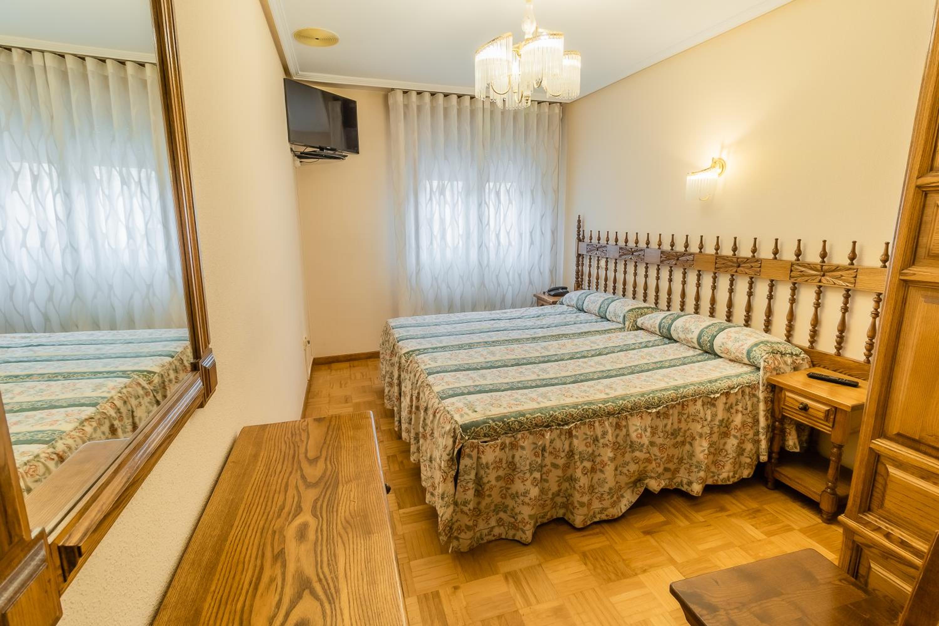 Hostal Santo Domingo de Silos