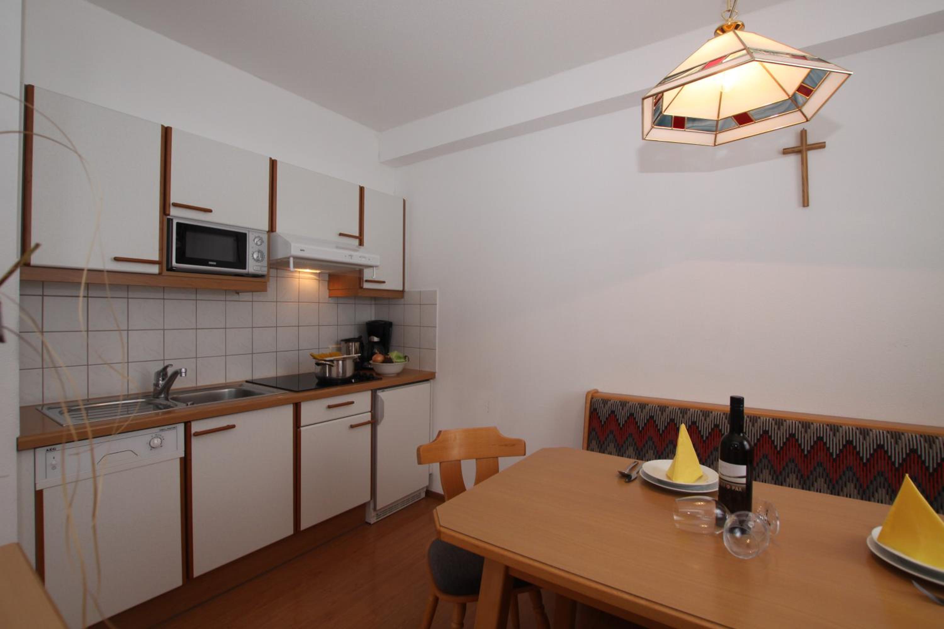 Bella Vista Apartments