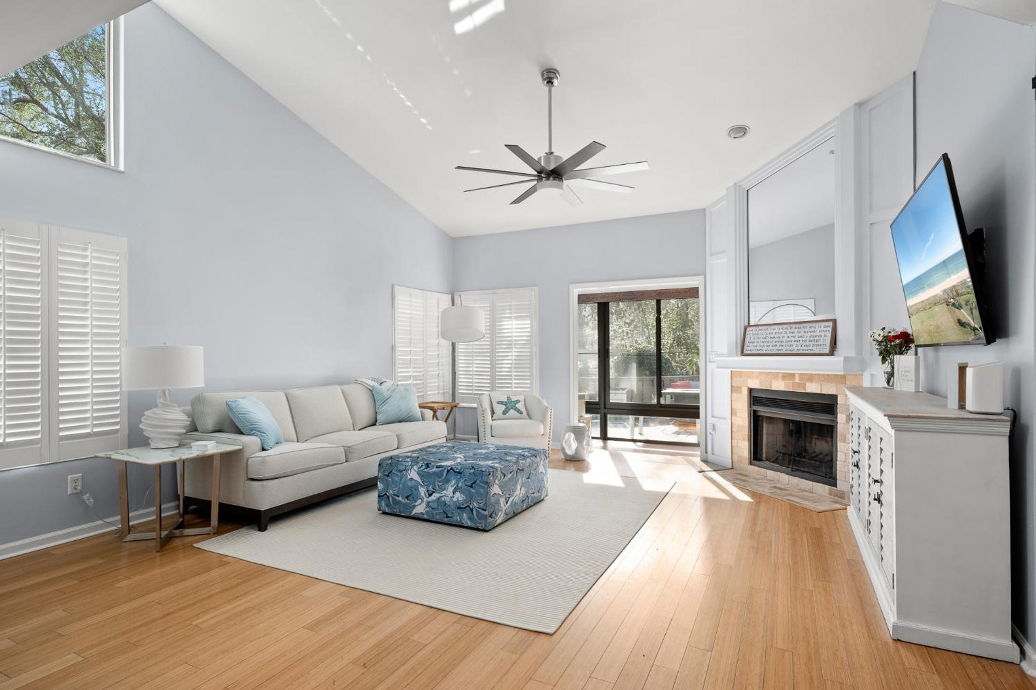 Loggerhead Lodge view 4
