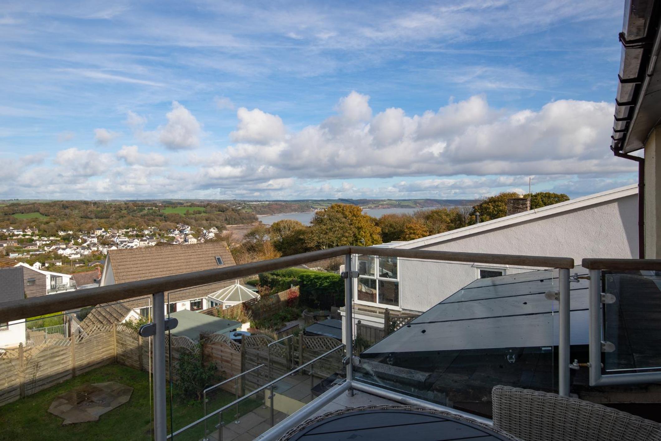 Golwg Y Môr - Sea View Cottage with Hot Tub view 5