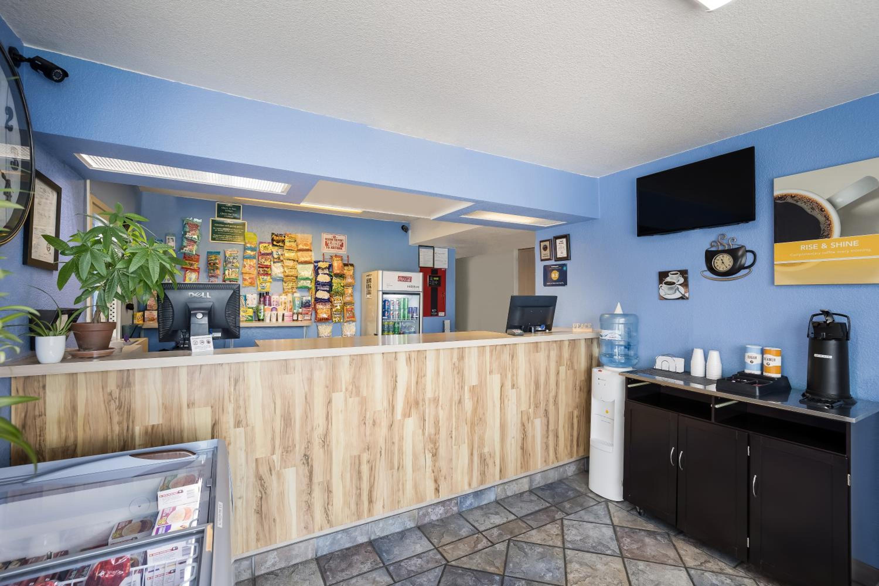 Sierra Vista Vacations - Knights Inn Sierra Vista / East Fry - Property Image 10