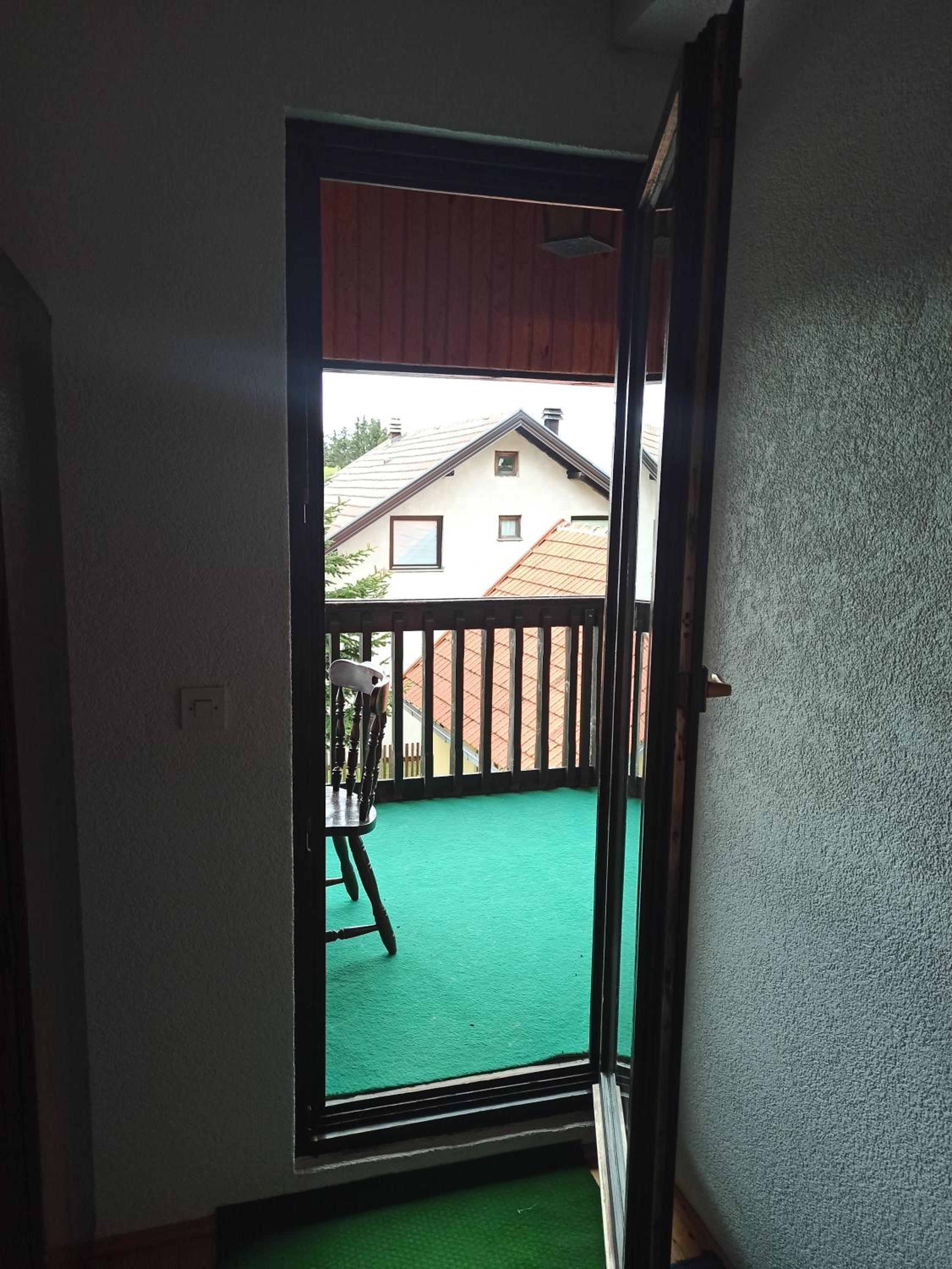 Sobe i apartmani Dragović