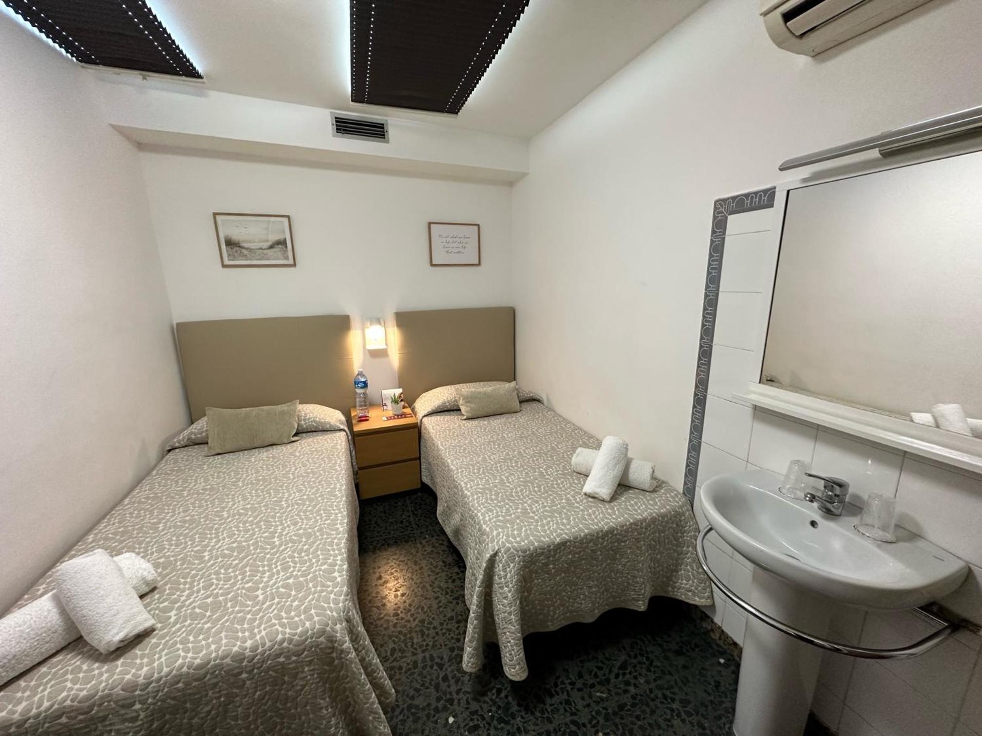 Hostal Alogar