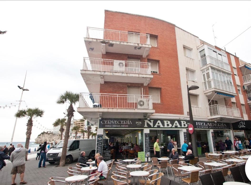SEAFRONT UNBEATABLE LOCATION a