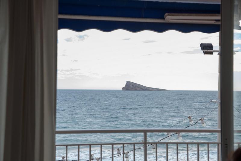 SEAFRONT UNBEATABLE LOCATION a