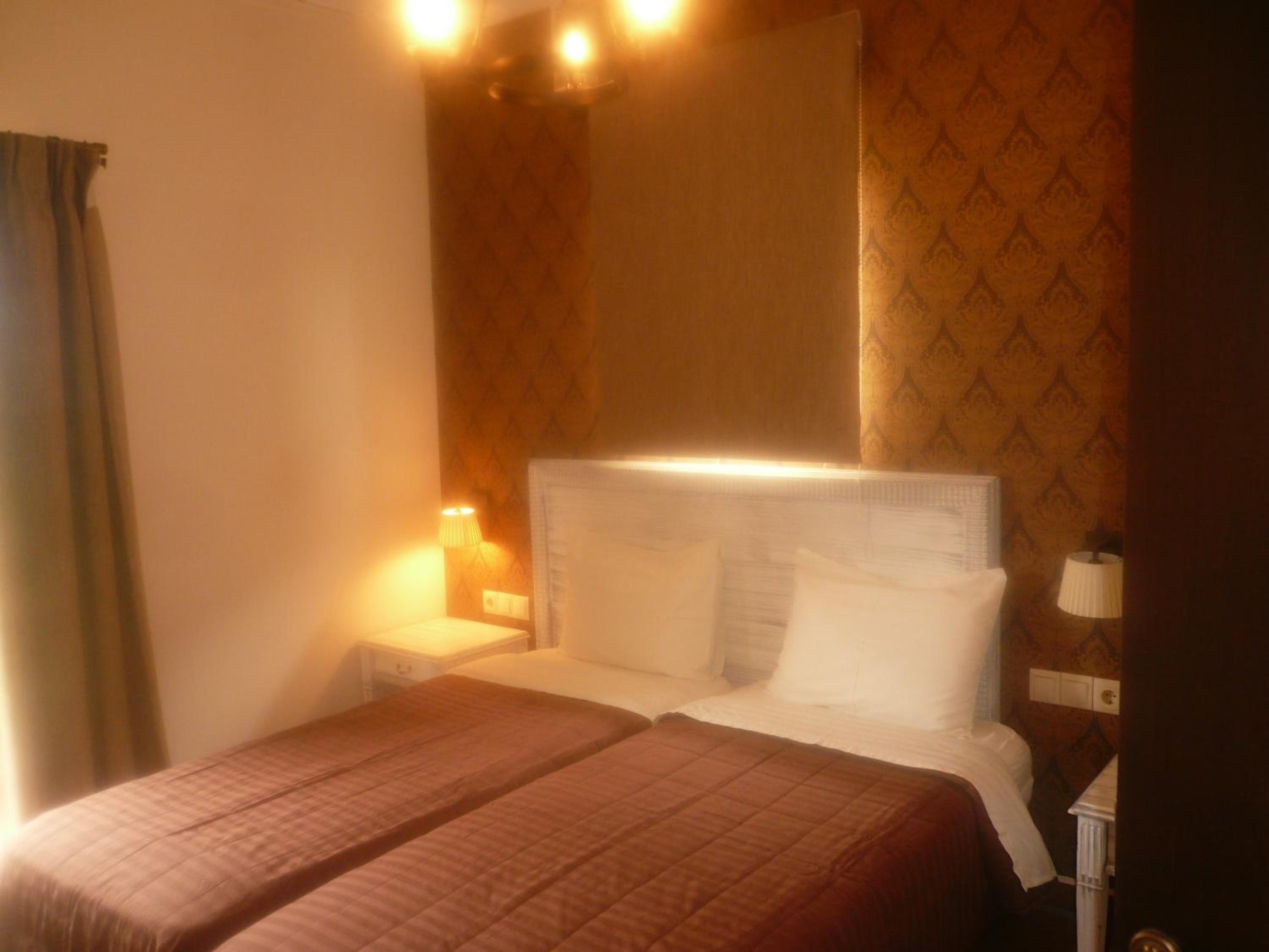 Fotis Rooms view 3