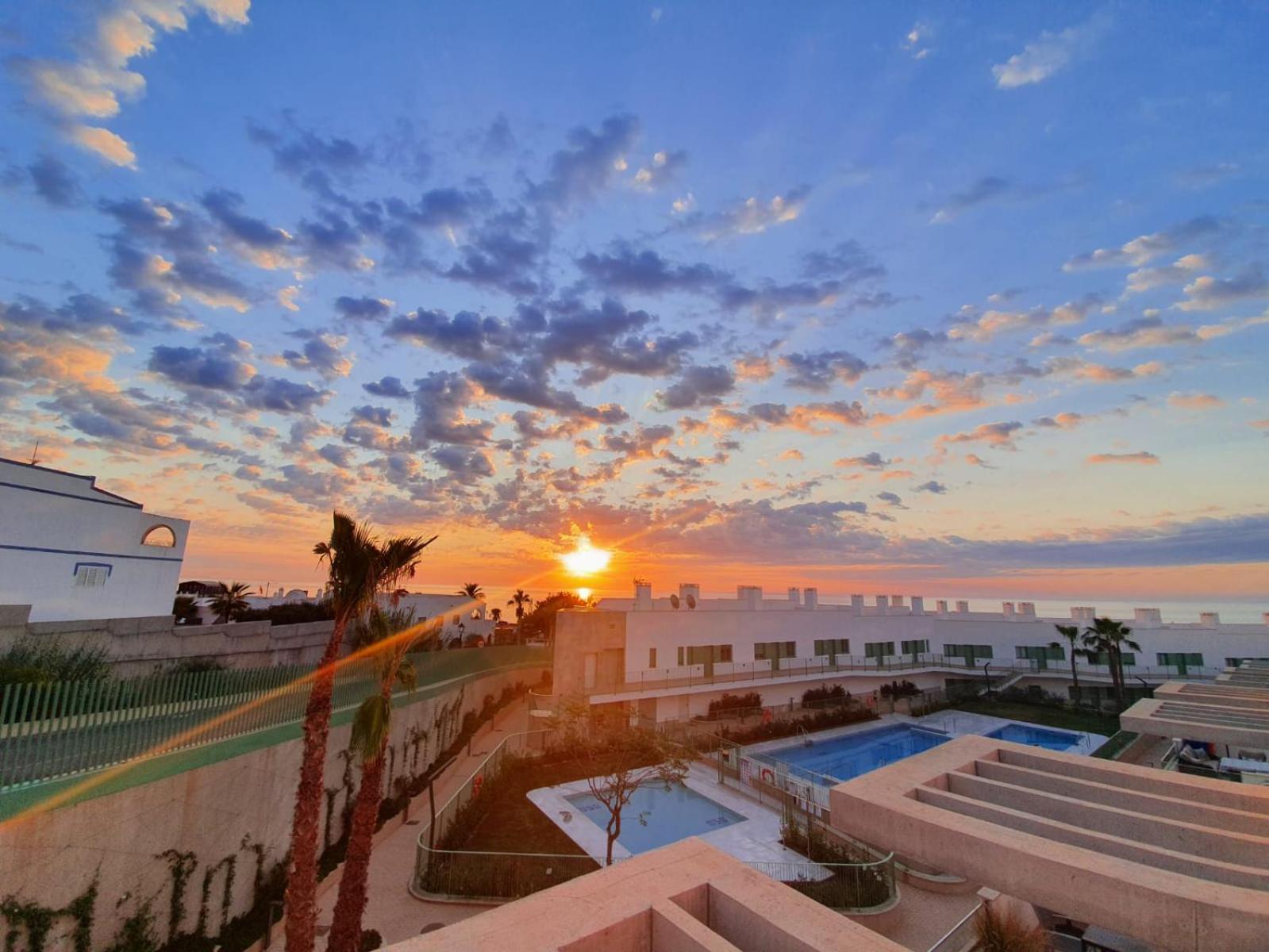 Hotel Apartamento El Sueño Mojácar 1ª Línea de playa - Image 1