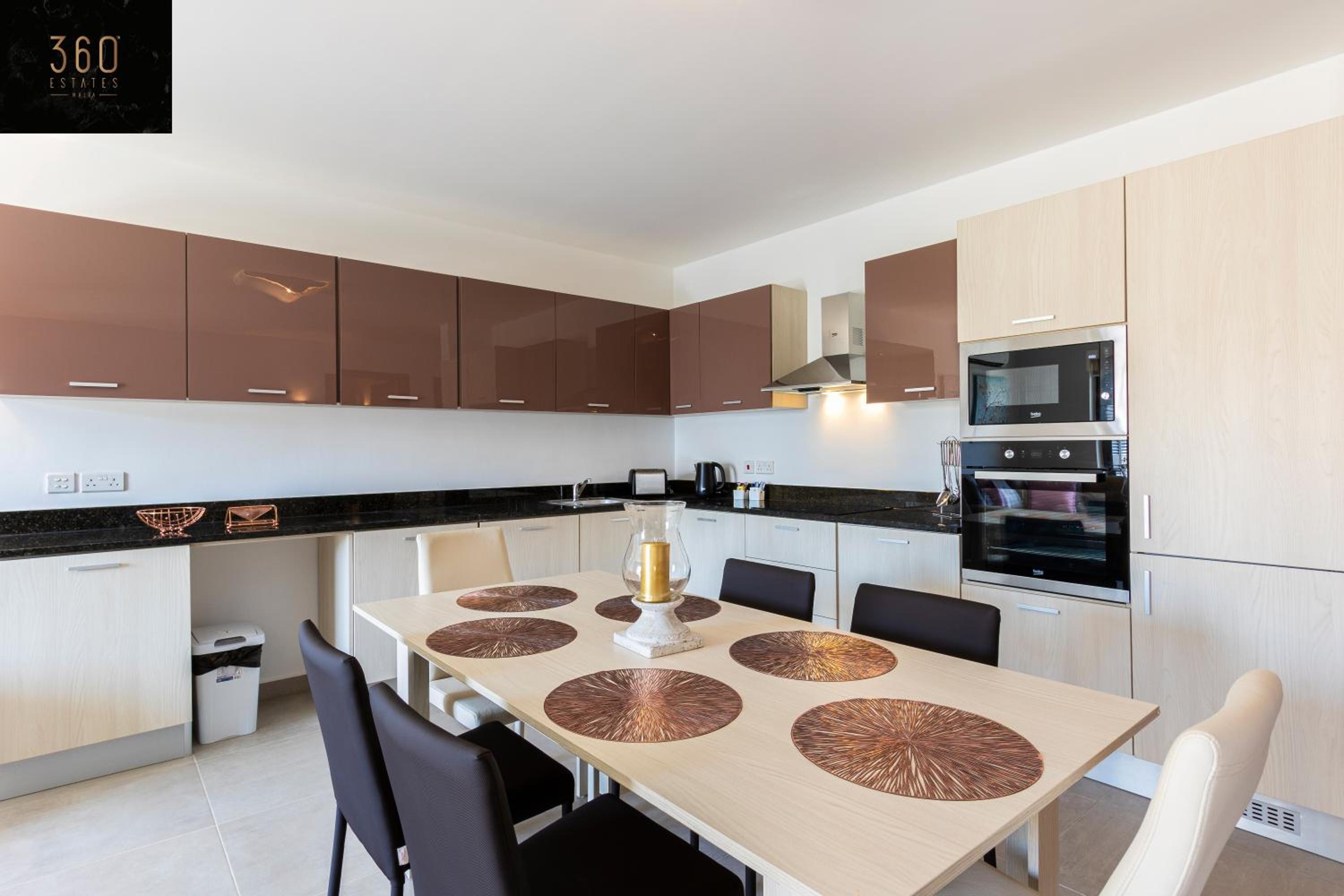 High-End central APT with comfy BEDS & Super WIFI by 360 Estates photo 3