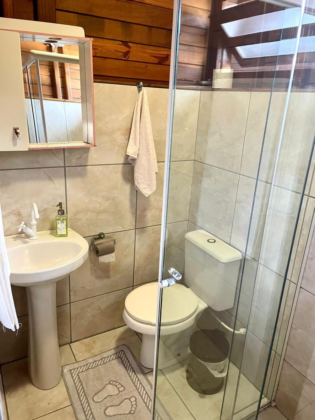 Cabana com piscina - 5 min a pé da praia - Porto Belo