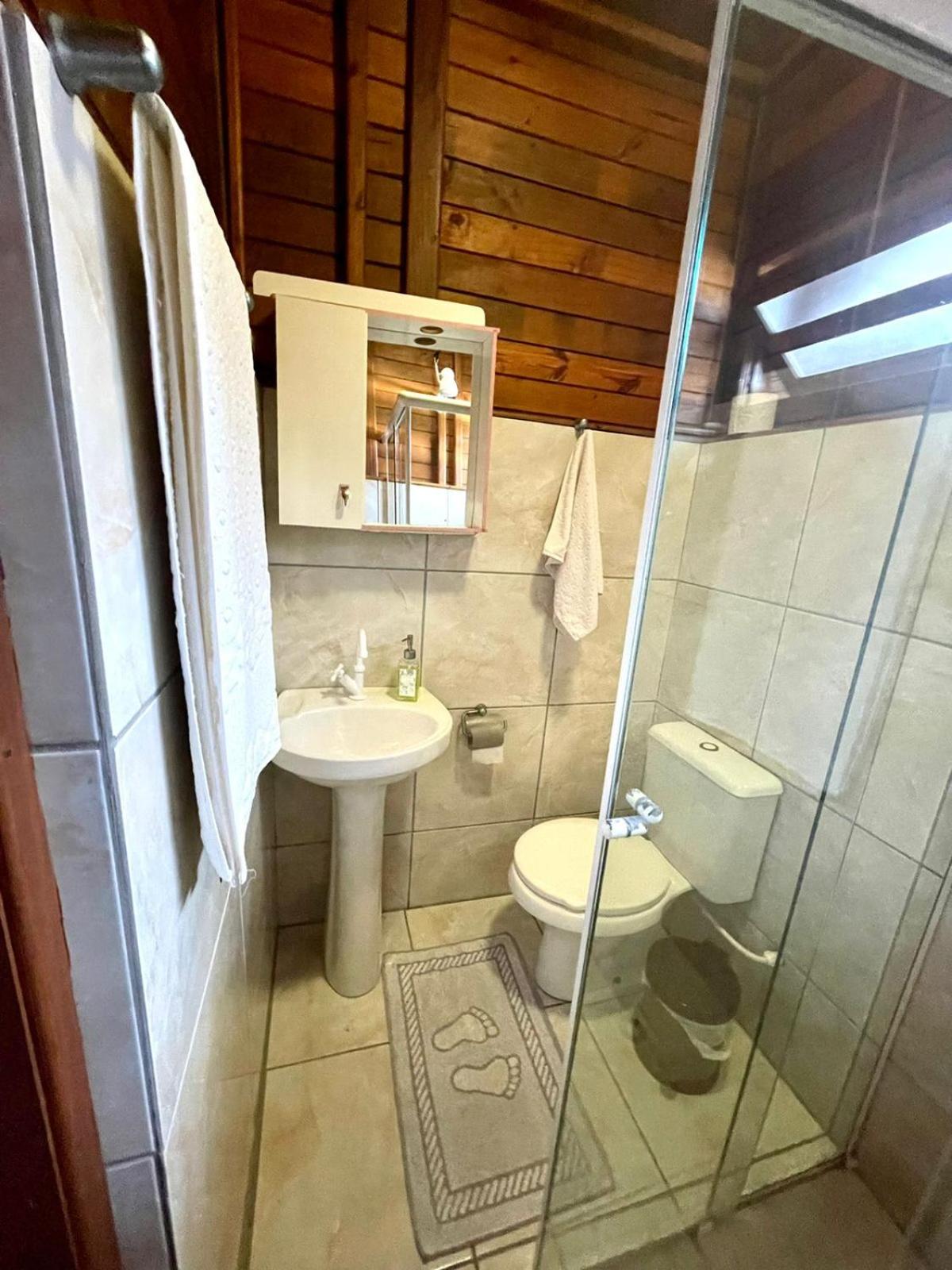 Cabana com piscina - 5 min a pé da praia - Porto Belo